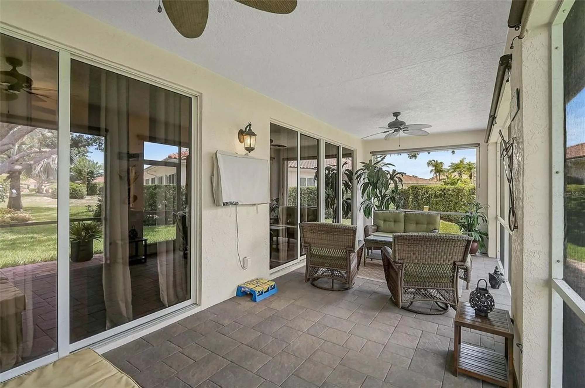 Property Slideshow image 36 of 49 | 7341 golf pointe cir, Sarasota, FL, 34243