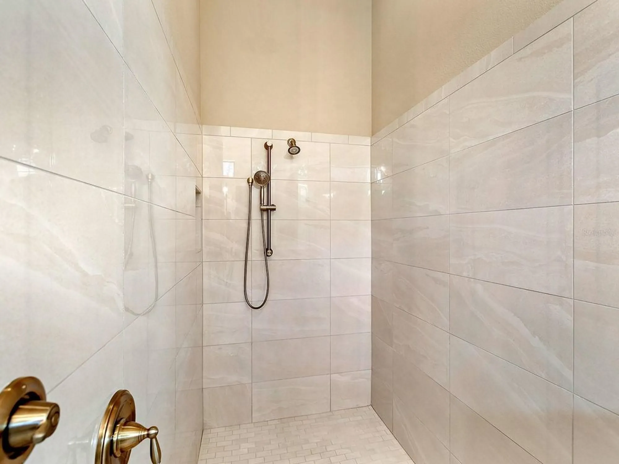 Property Slideshow image 34 of 83 | 4719 cabreo ct, Bradenton, FL, 34211