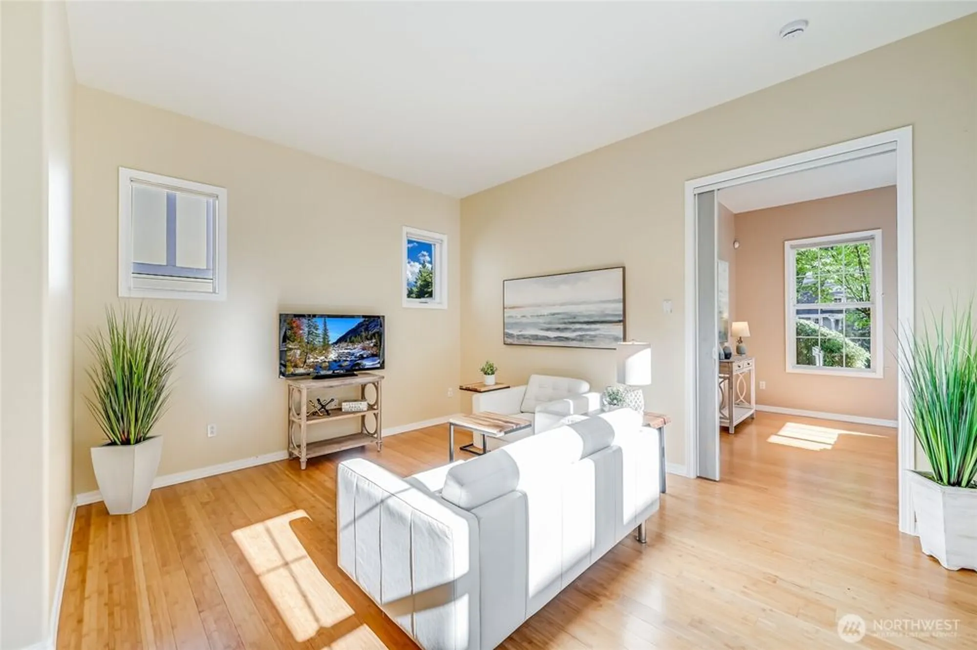 Property Slideshow image 28 of 40 | 12115 big leaf way, Redmond, WA, 98053