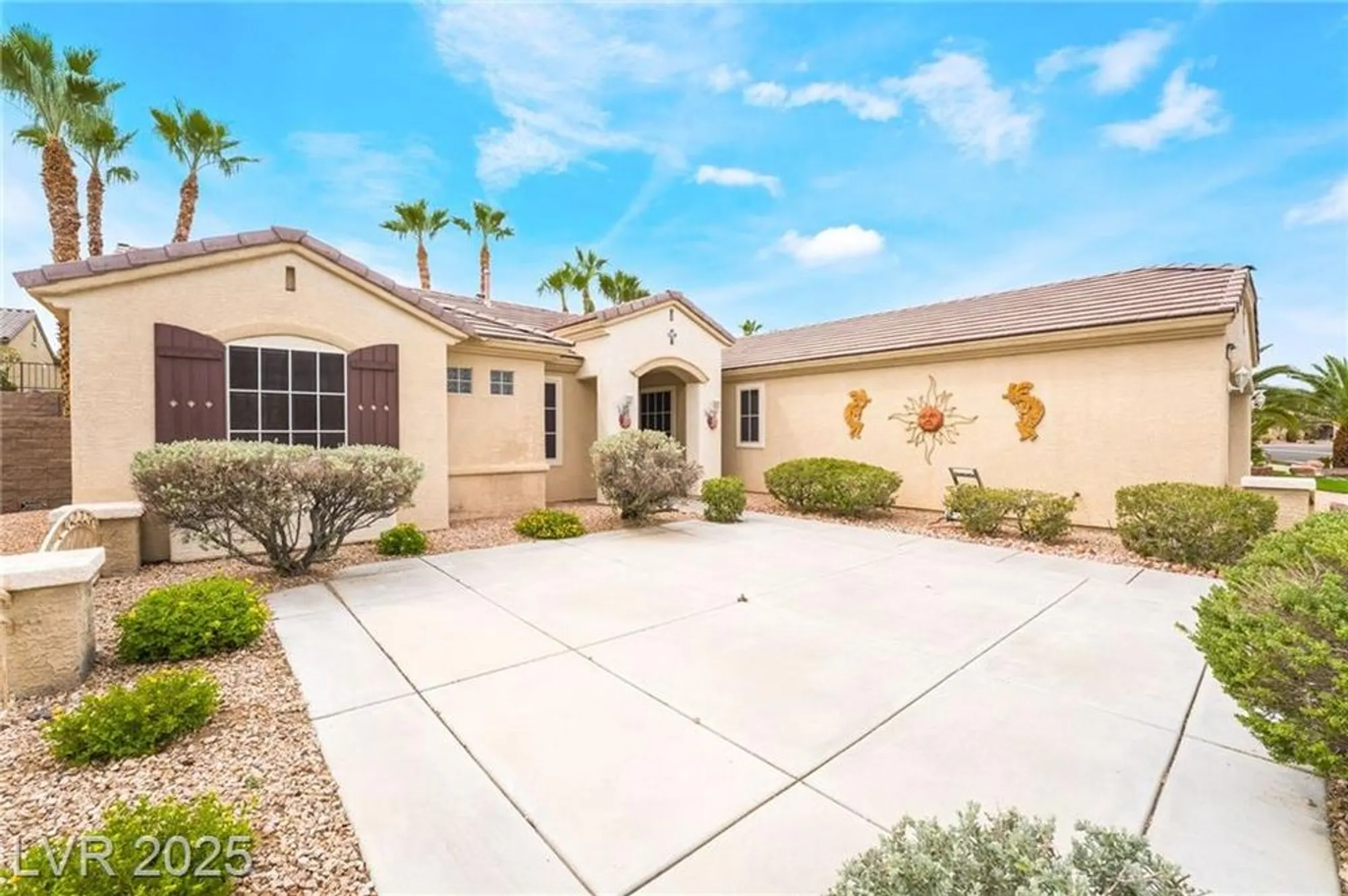 Property Slideshow image 7 of 58 | 2539 evansville ave, Henderson, NV, 89052
