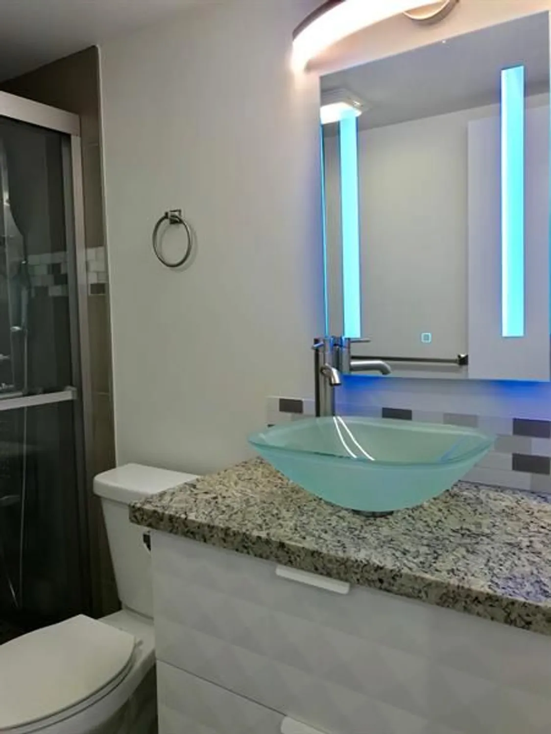 Property Slideshow image 12 of 19 | 300 sw 134th way e210, Pembroke Pines, FL, 33027