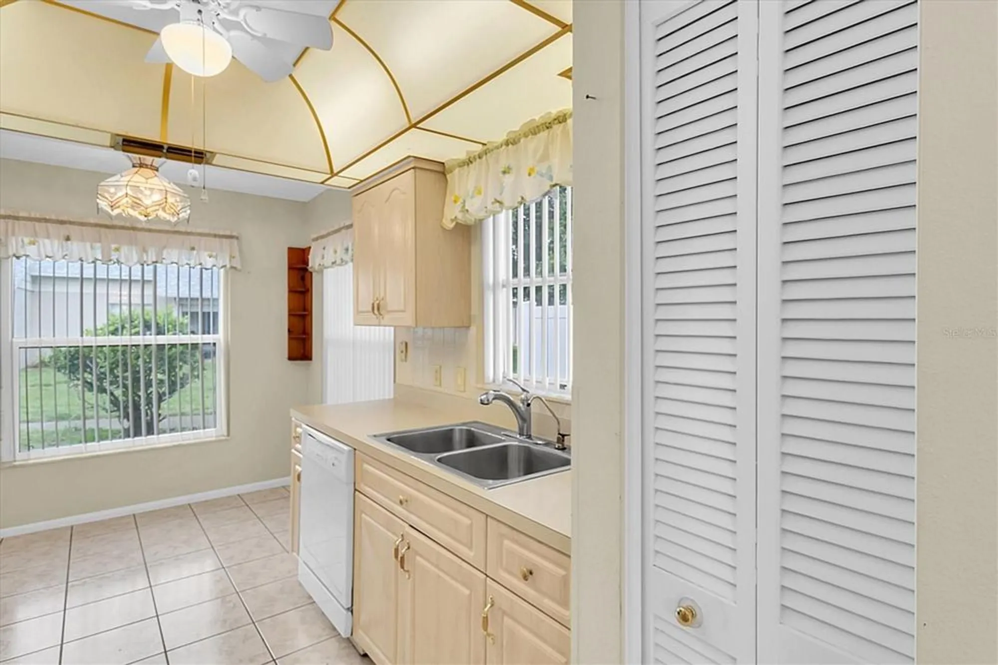 Property Slideshow image 13 of 63 | 4837 boonesboro ct, New Port Richey, FL, 34655