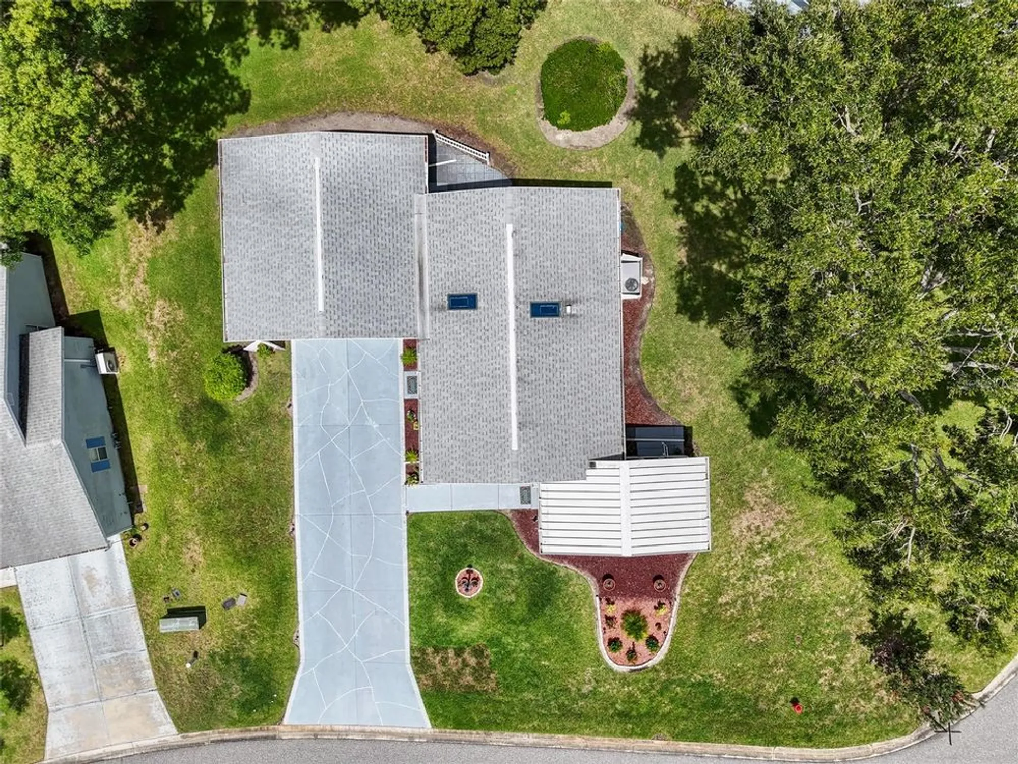 Property Slideshow image 34 of 38 | 25333 casa del lago ln, Leesburg, FL, 34748