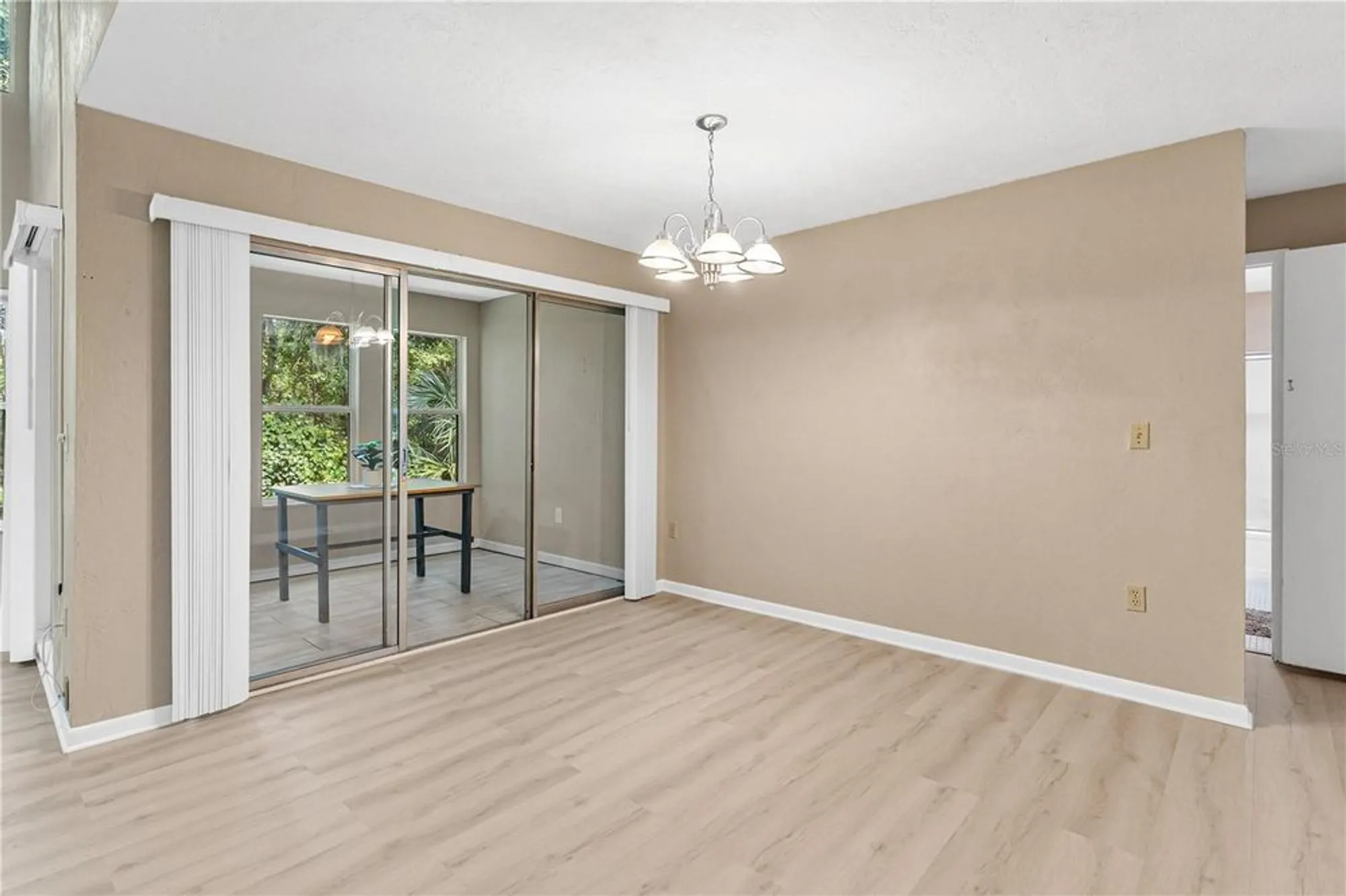 Property Slideshow image 15 of 40 | 14202 sandalwood dr # 202, Wildwood, FL, 34785