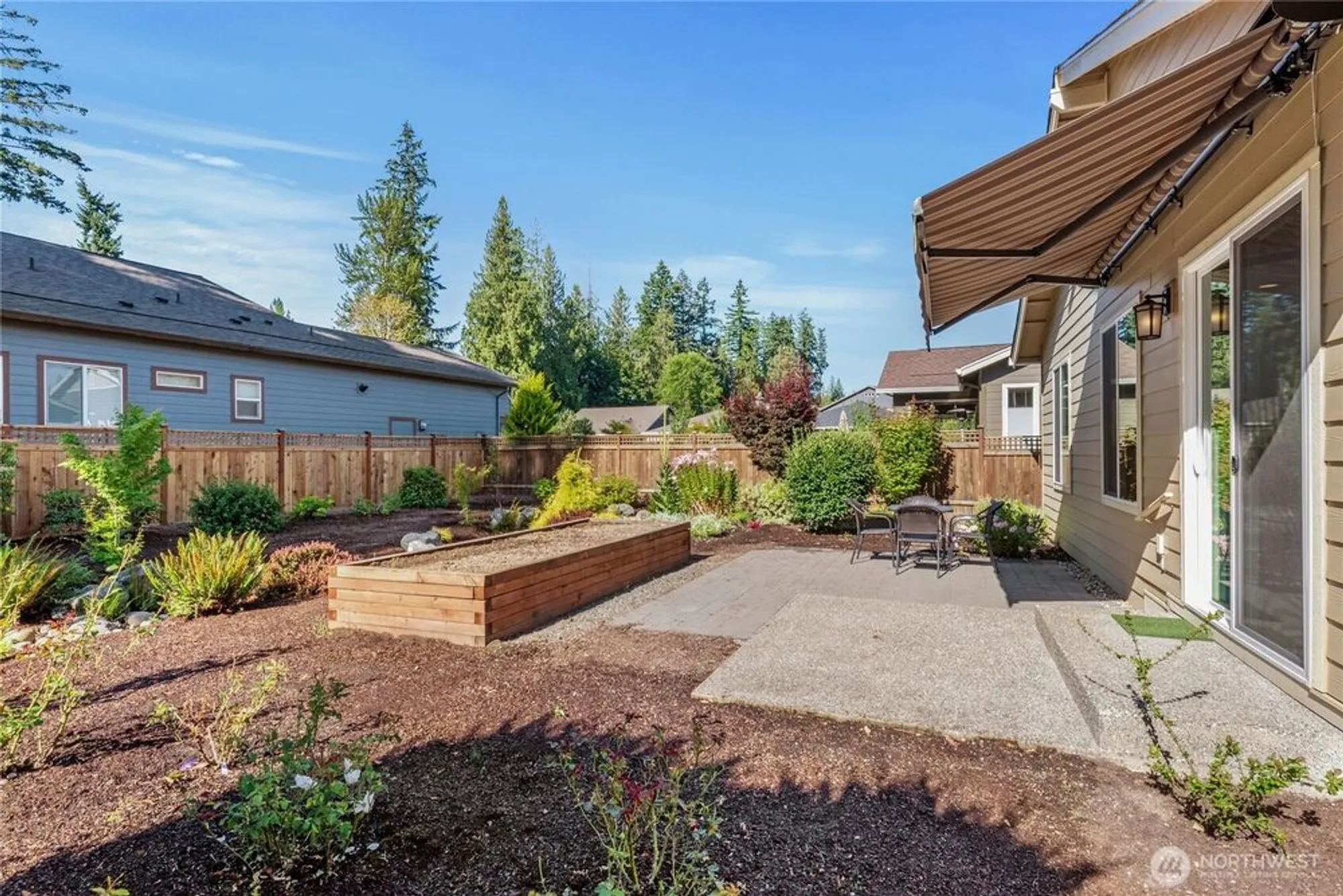 Property Slideshow image 24 of 28 | 18518 146th st, Bonney Lake, WA, 98391