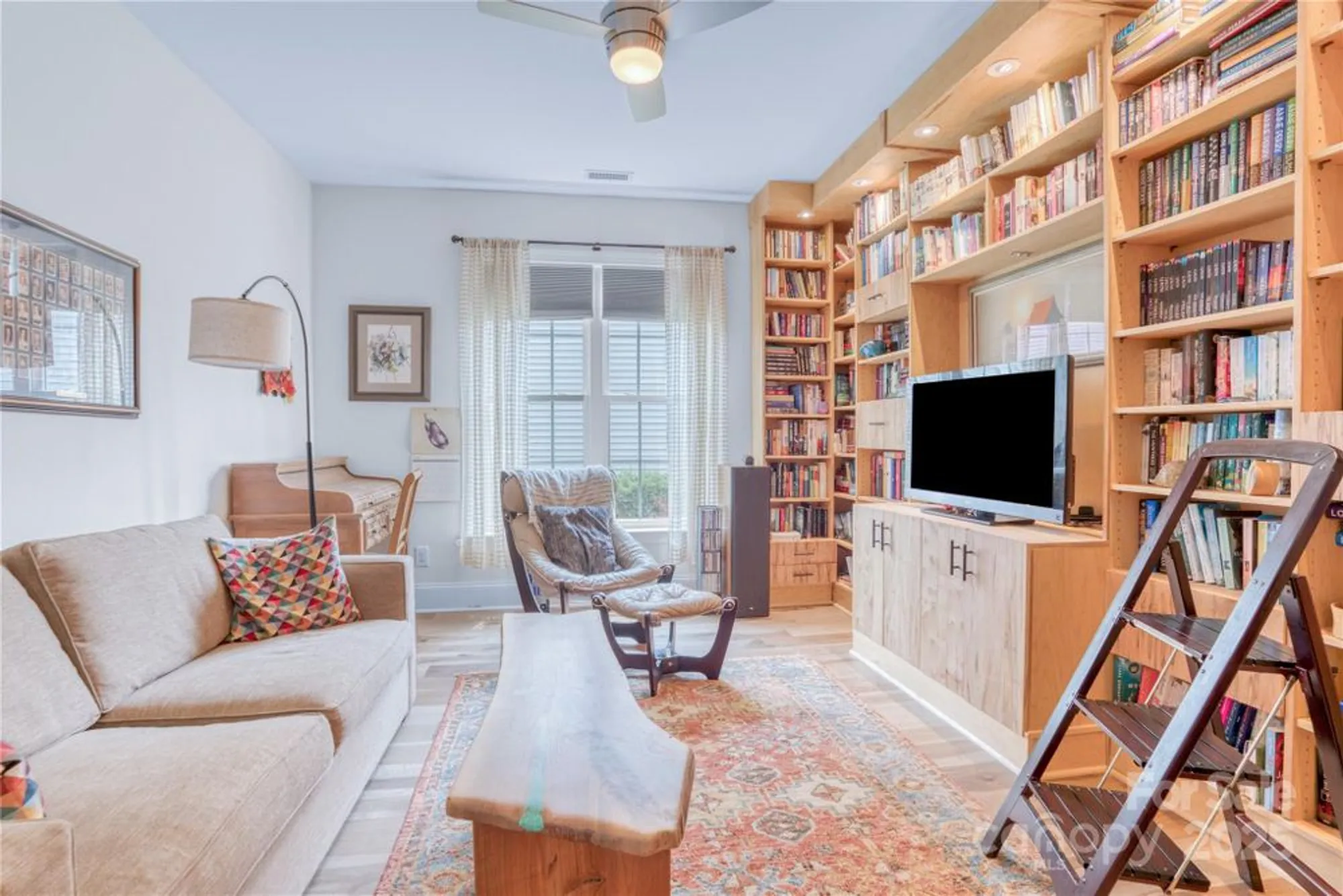 Property Slideshow image 10 of 25 | 12910 meetinghouse dr, Cornelius, NC, 28031