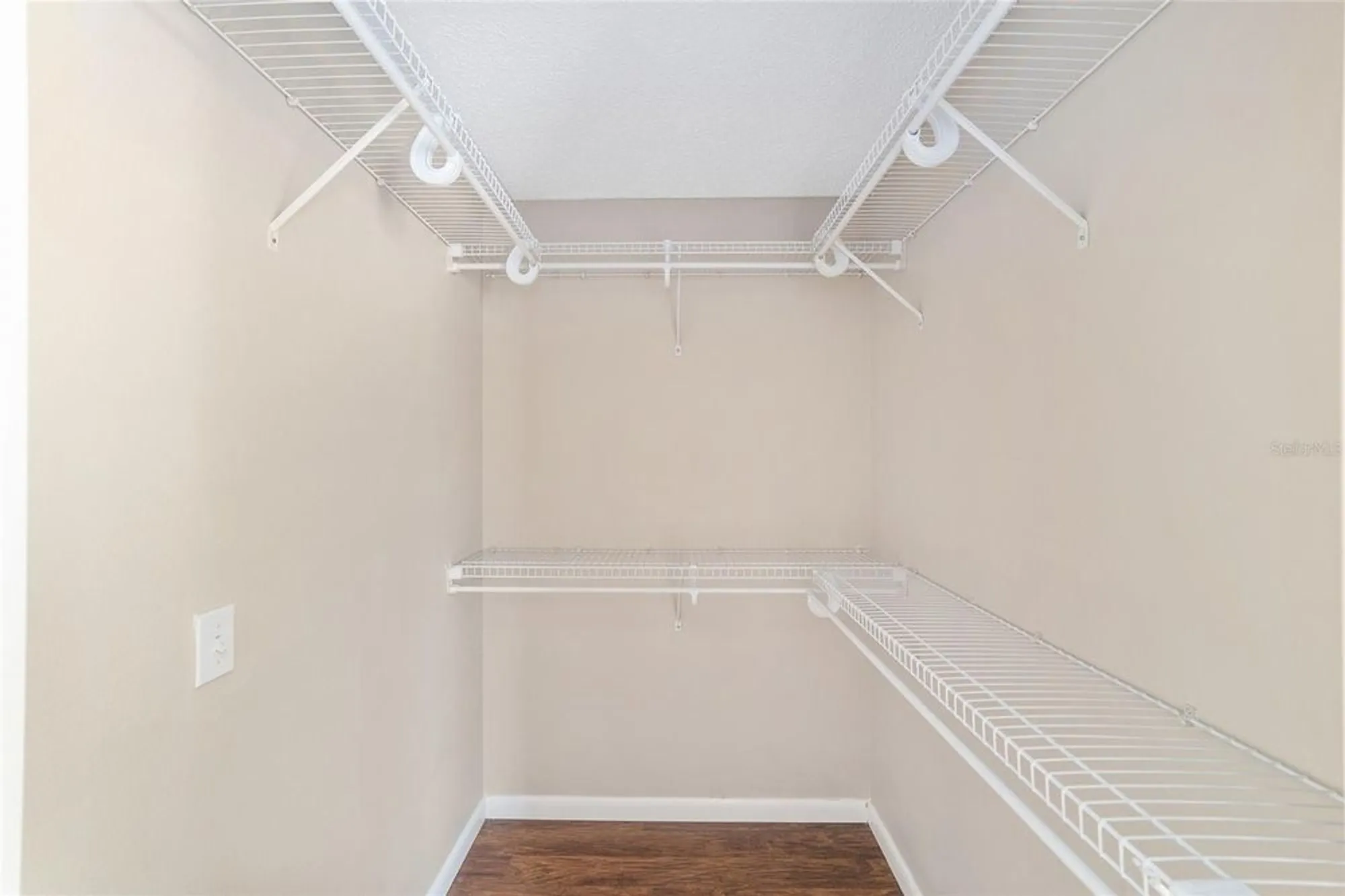 Property Slideshow image 26 of 34 | 9481 sw 93rd loop, Ocala, FL, 34481