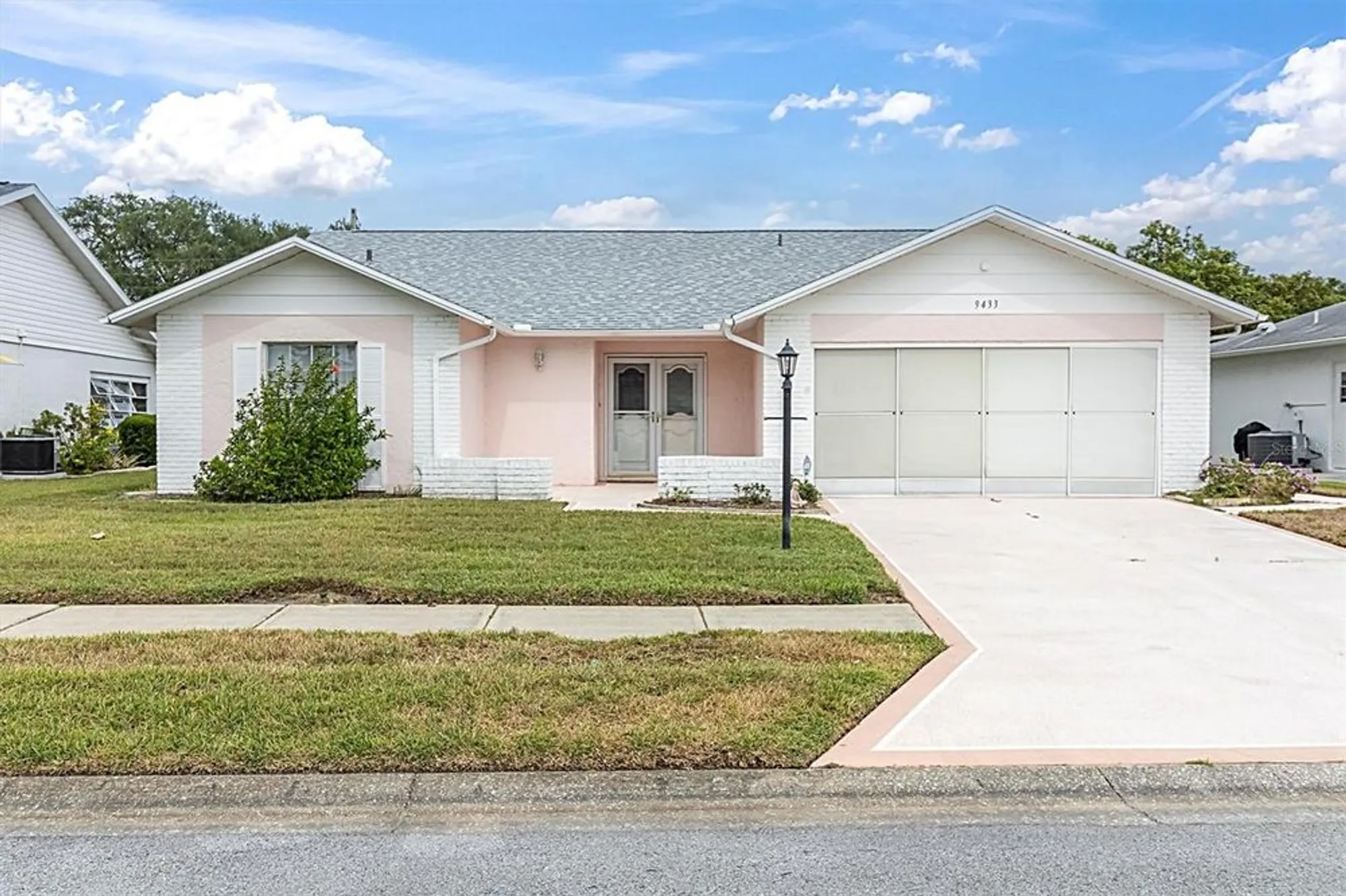 Property Slideshow image 1 of 60 | 9433 stonewall ln, New Port Richey, FL, 34655