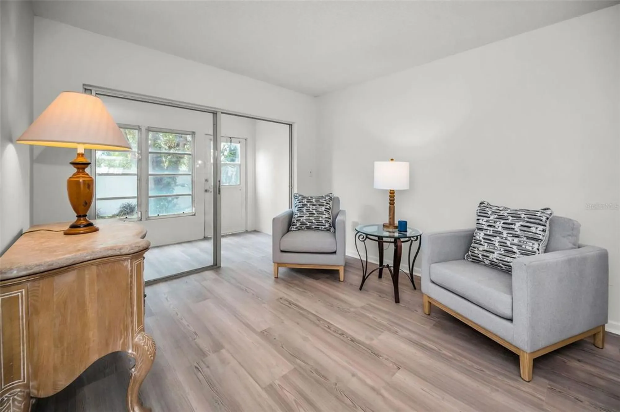 Property Slideshow image 15 of 59 | 970 virginia st 109, Dunedin, FL, 34698