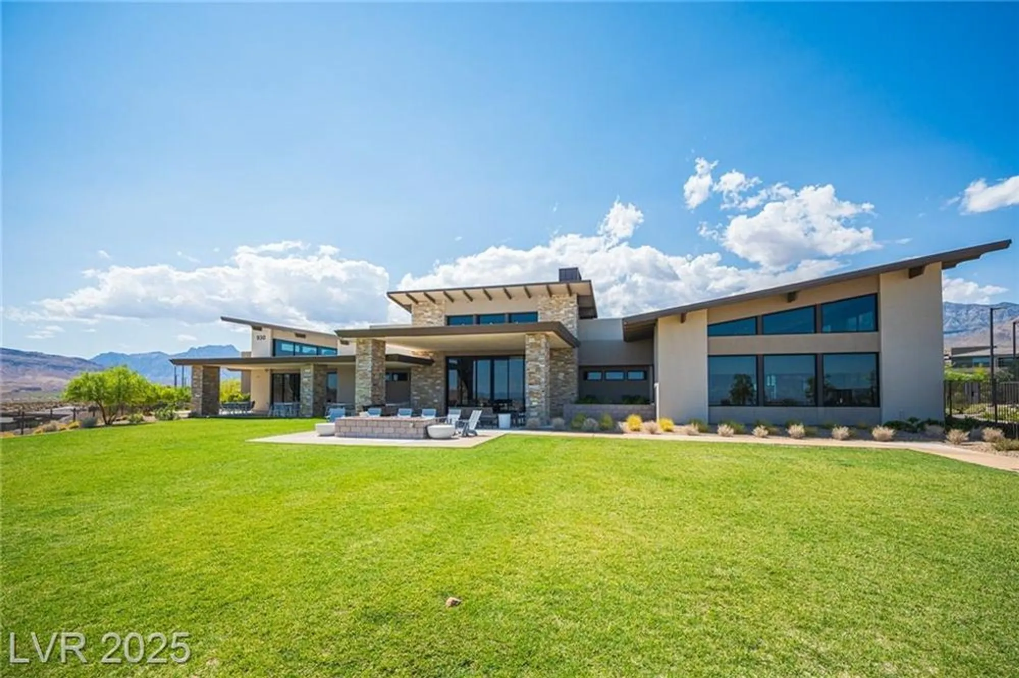 Property Slideshow image 67 of 92 | 936 mayfield manor ln, Las Vegas, NV, 89138