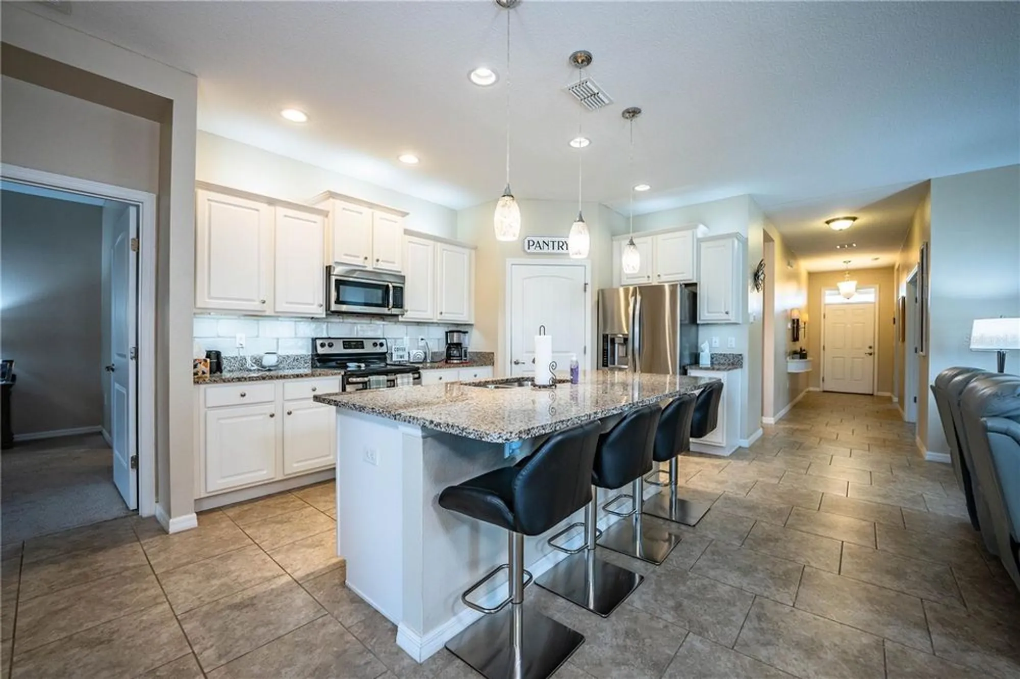 Property Slideshow image 22 of 47 | 2778 canyon crest dr, Lakeland, FL, 33811