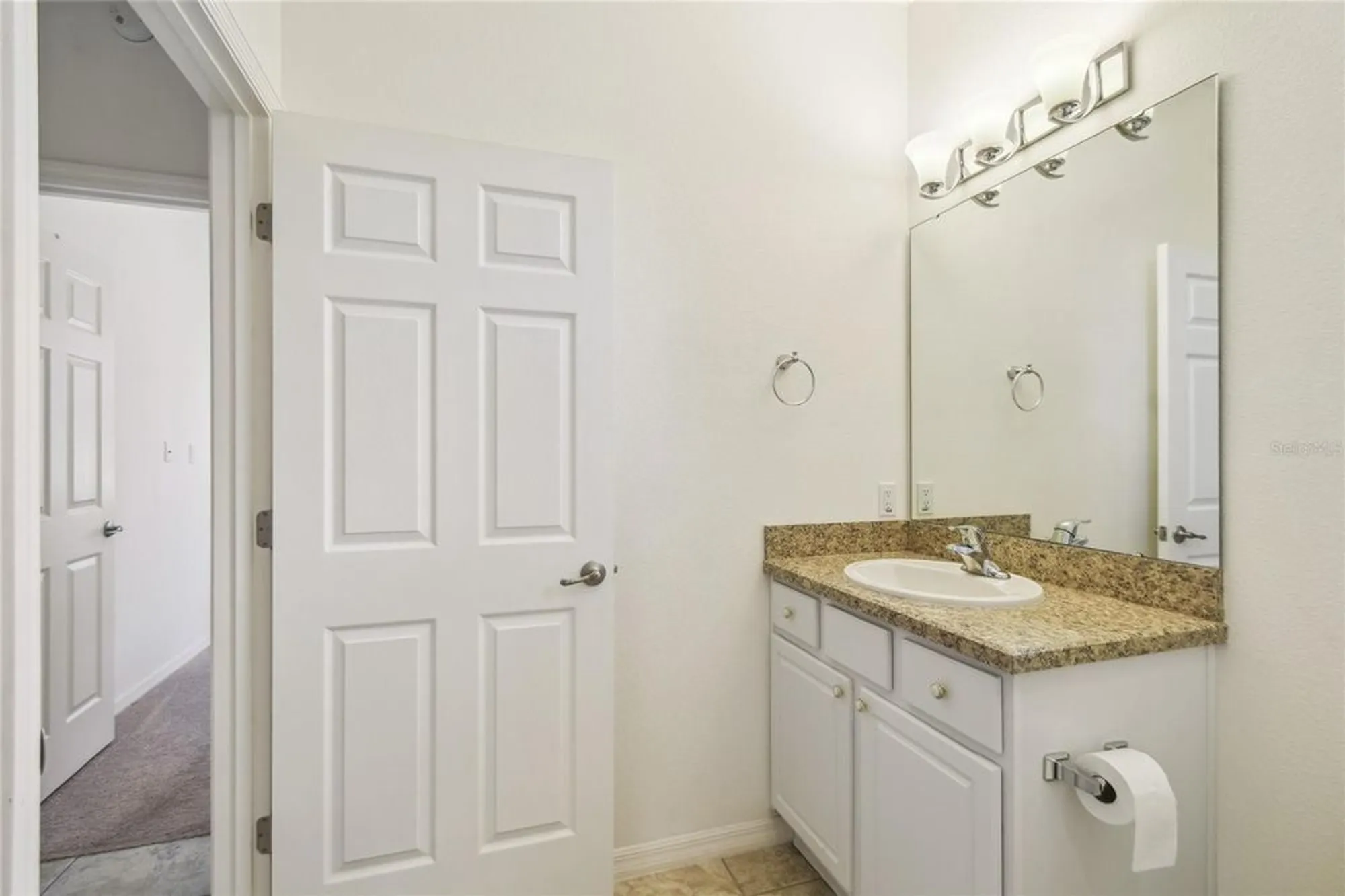 Property Slideshow image 34 of 63 | 3390 fallbrook dr, Kissimmee, FL, 34759