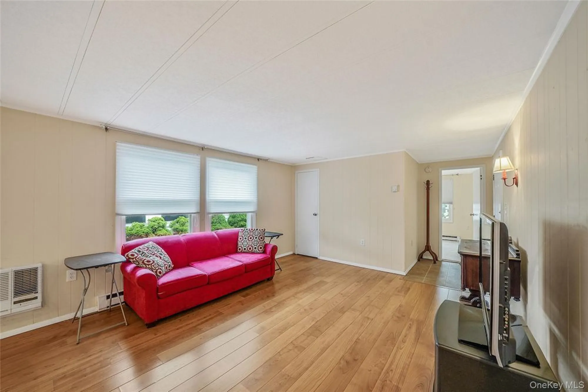 Property Slideshow image 7 of 29 | 91 village cir, Manorville, NY, 11949