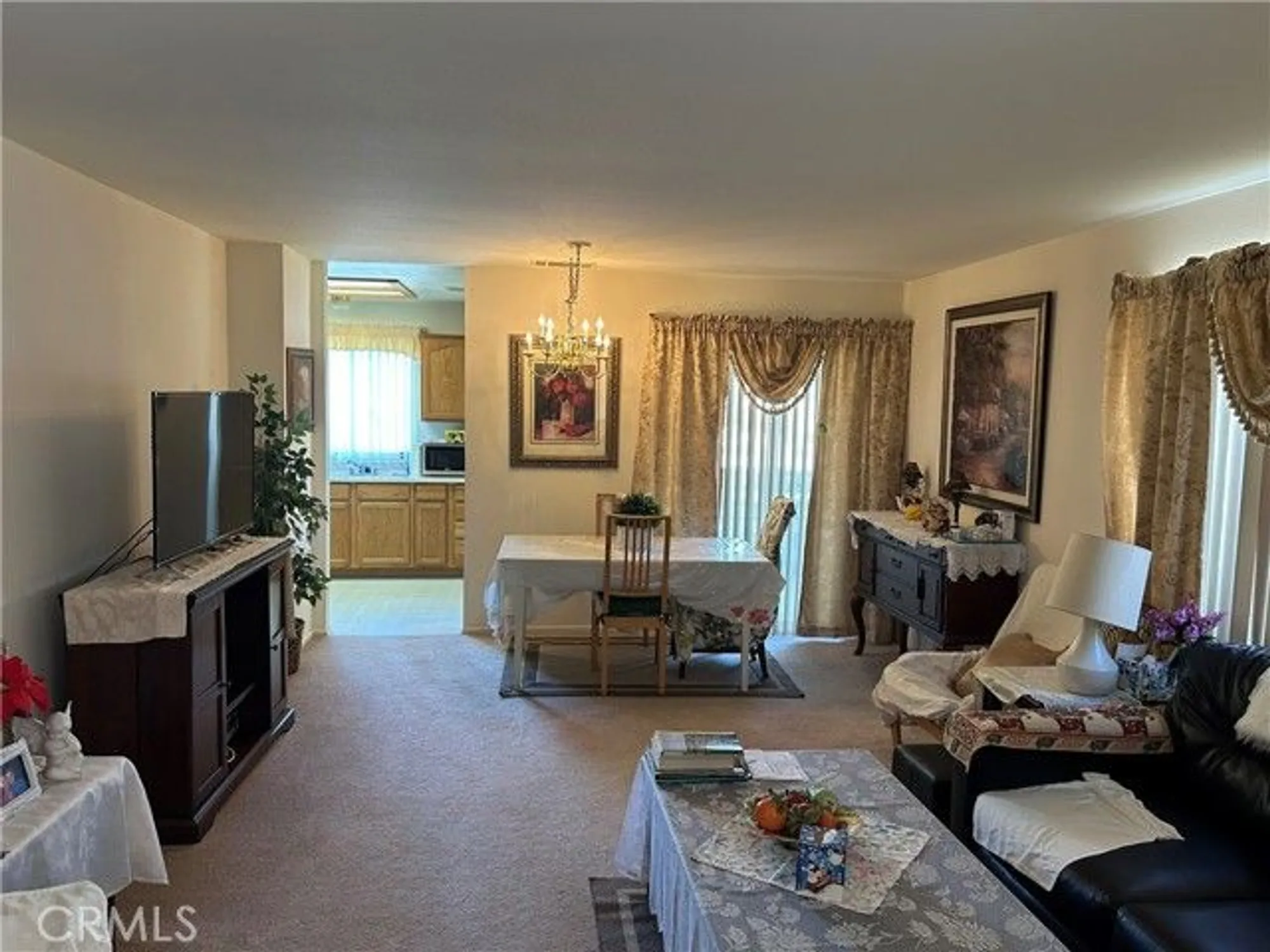 Property Slideshow image 4 of 24 | 11580 oak st, Apple Valley, CA, 92308