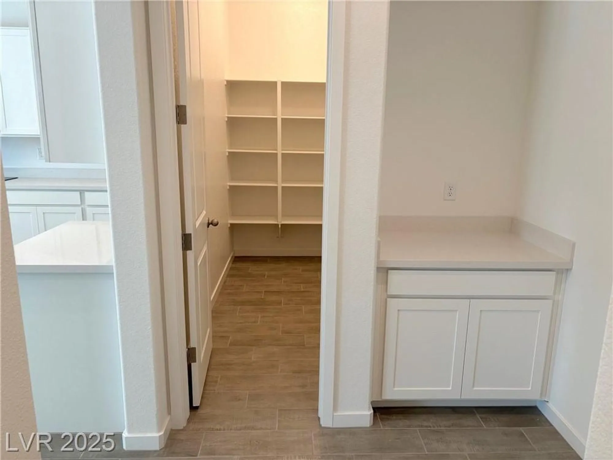 Property Slideshow image 11 of 28 | 5707 victoria falls dr, Pahrump, NV, 89061