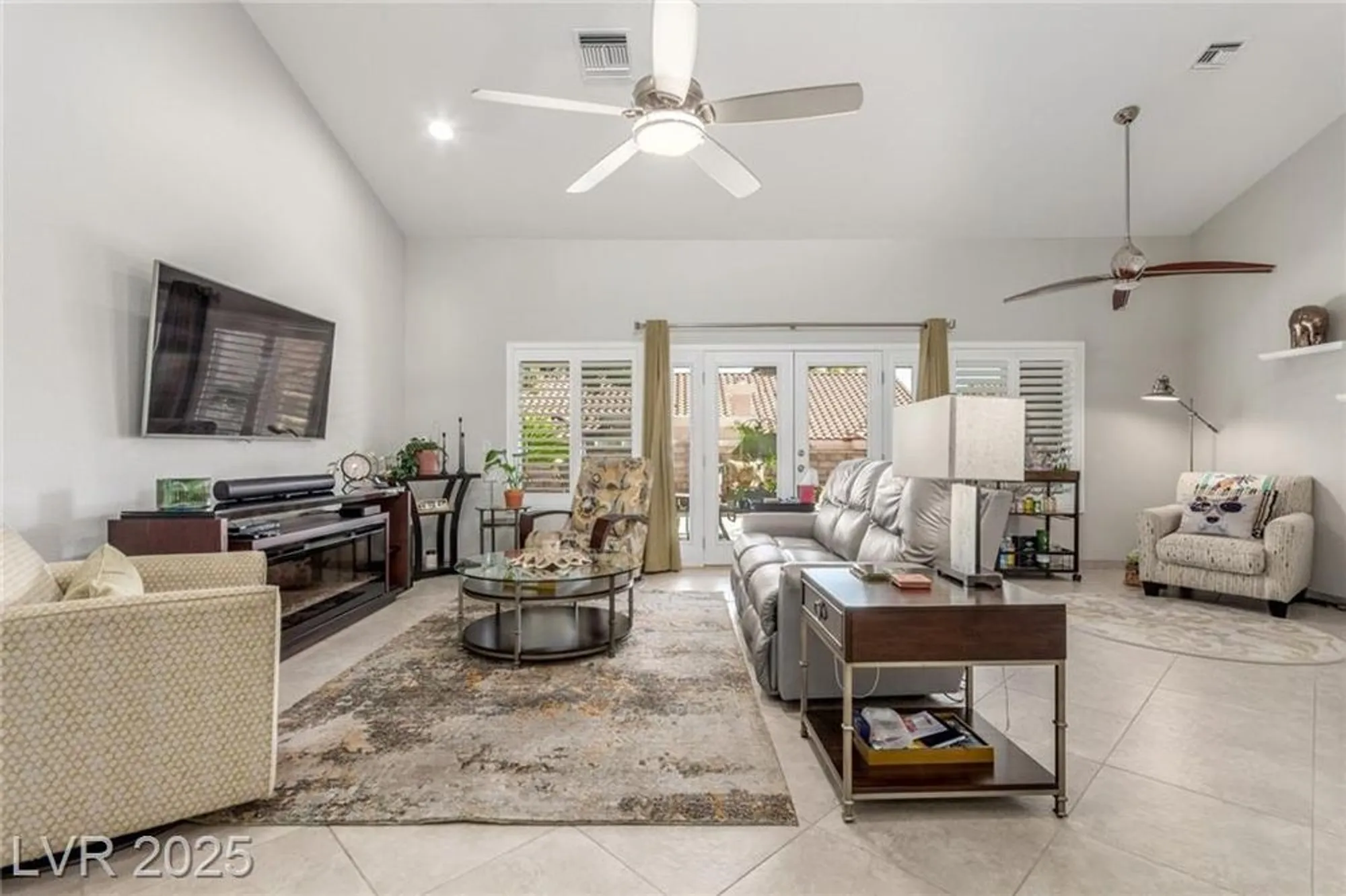 Property Slideshow image 8 of 30 | 2456 desert glen dr, Las Vegas, NV, 89134