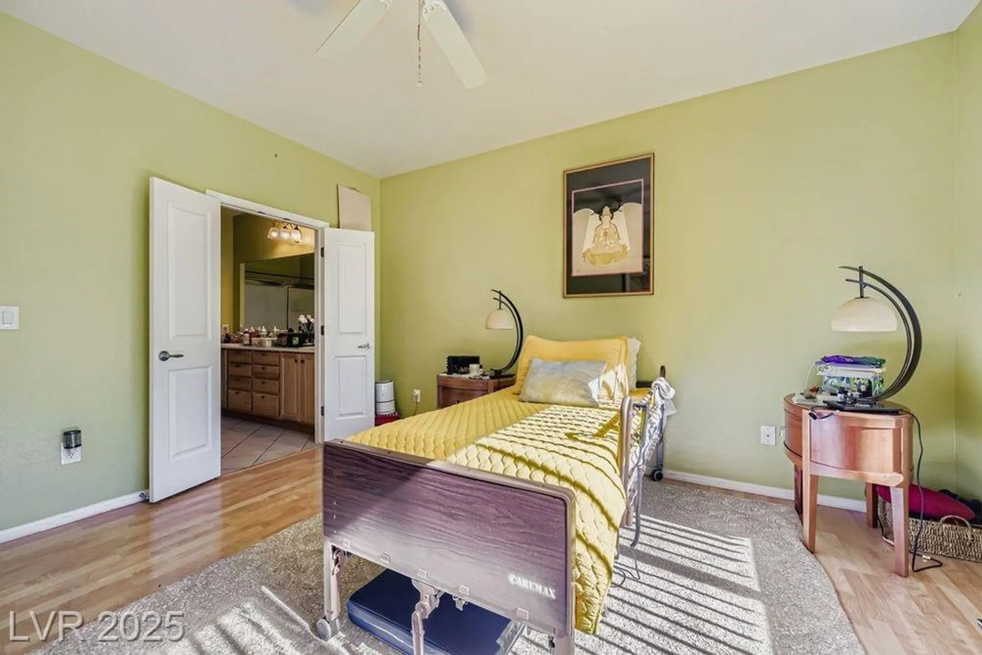 Property Slideshow image 22 of 39 | 2515 jada dr, Henderson, NV, 89044