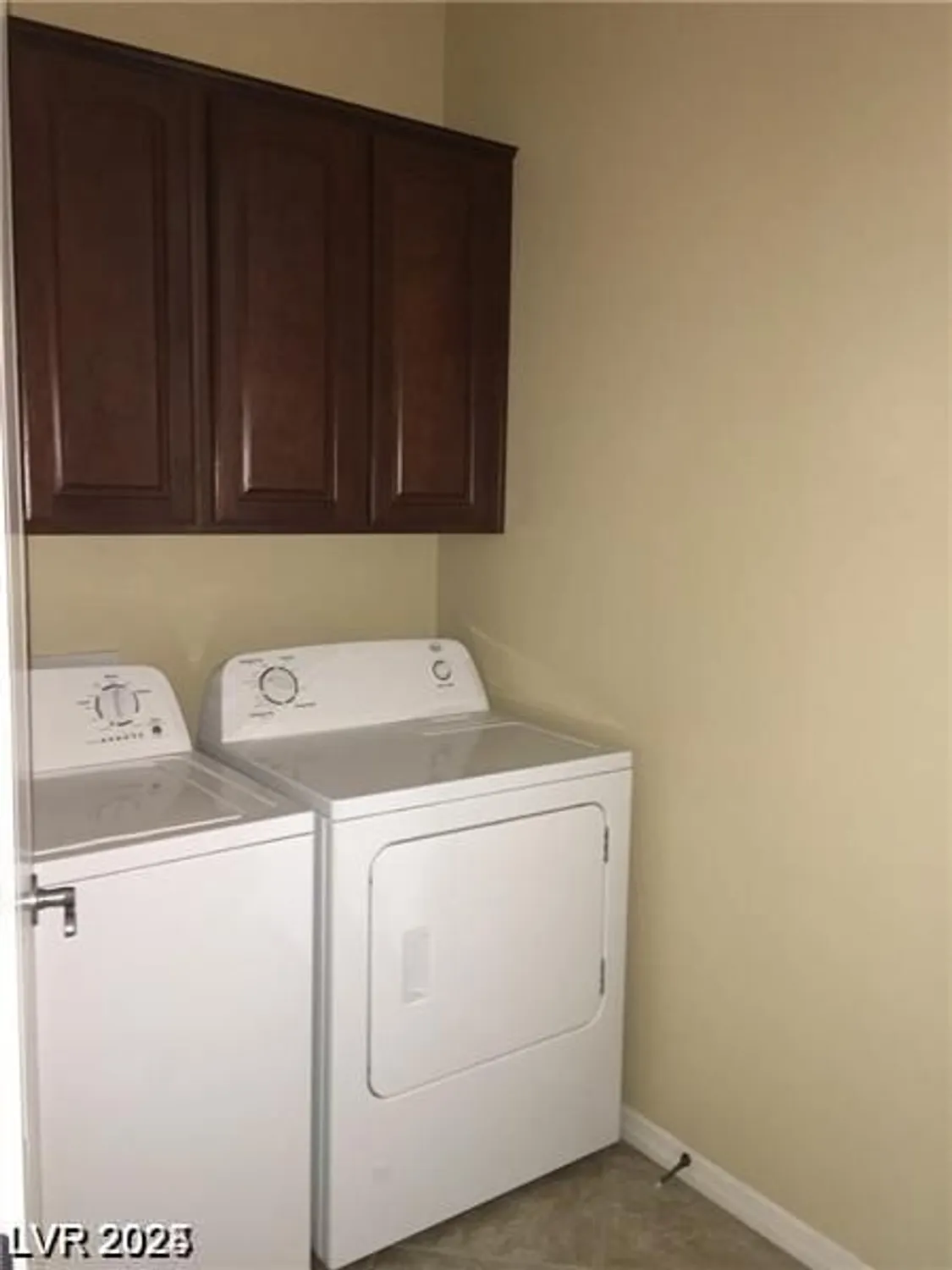 Property Slideshow image 31 of 35 | 2175 clearwater lake dr, Henderson, NV, 89044