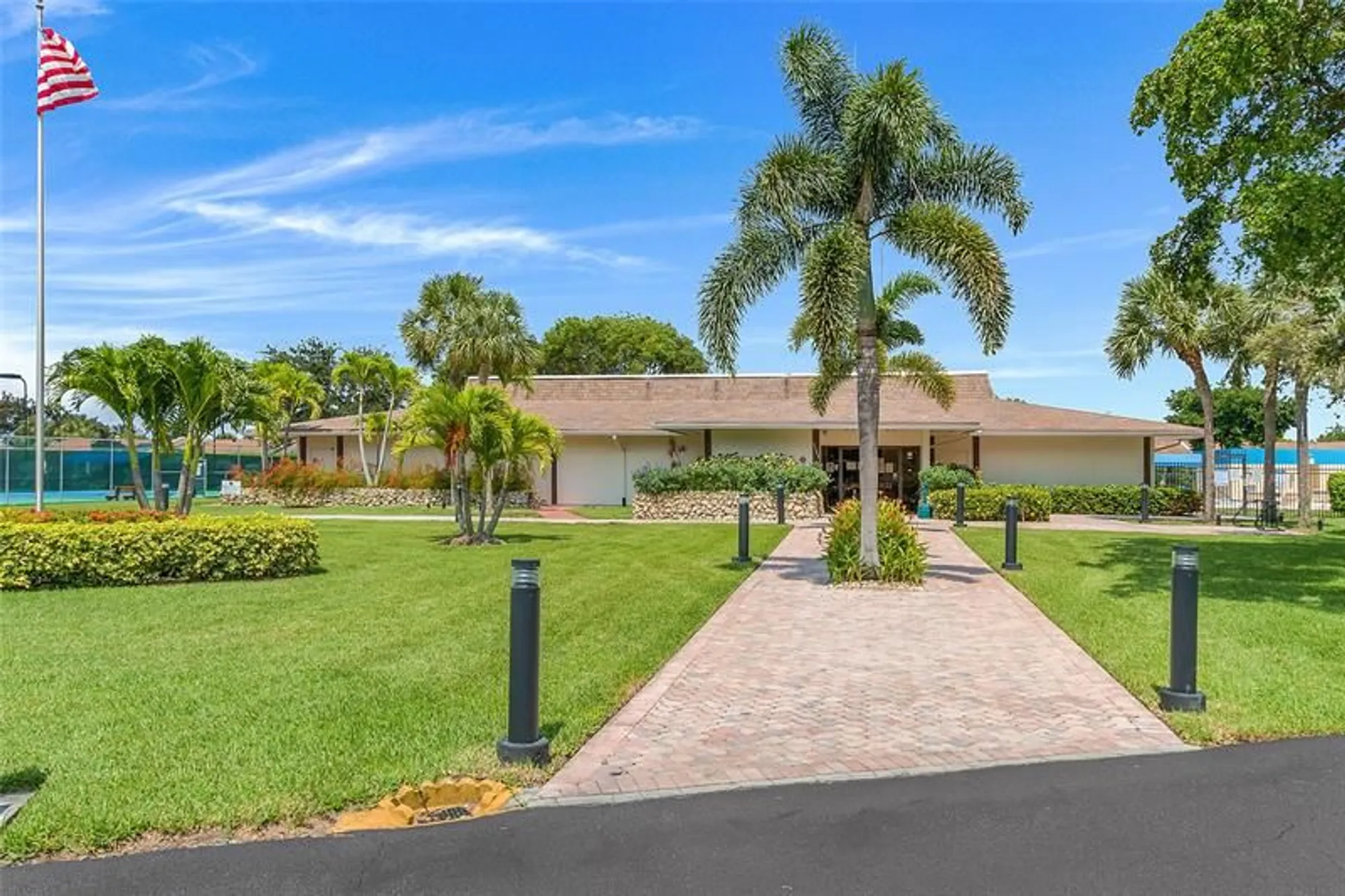 Property Slideshow image 34 of 43 | 5280 las verdes cir 202, Delray Beach, FL, 33484