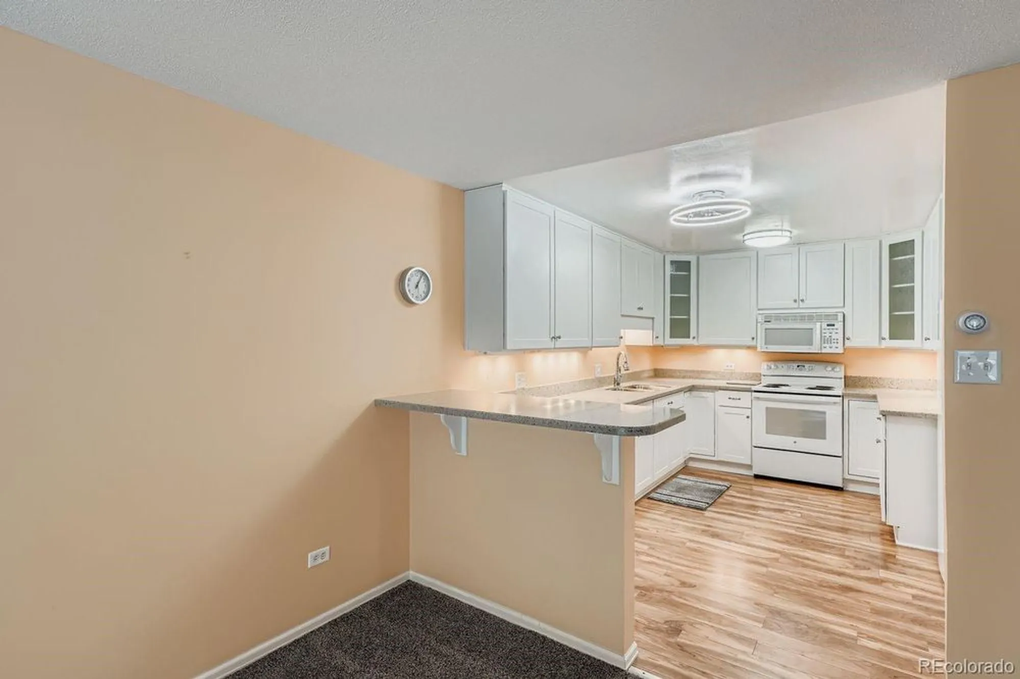 Property Slideshow image 10 of 38 | 645 s alton way 12a, Denver, CO, 80247