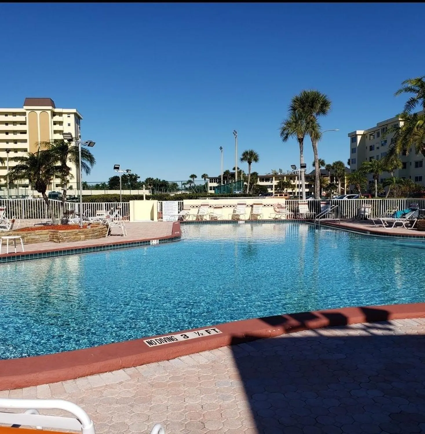 Property Slideshow image 25 of 30 | 4750 cove cir apt 303, St Petersburg, FL, 33708