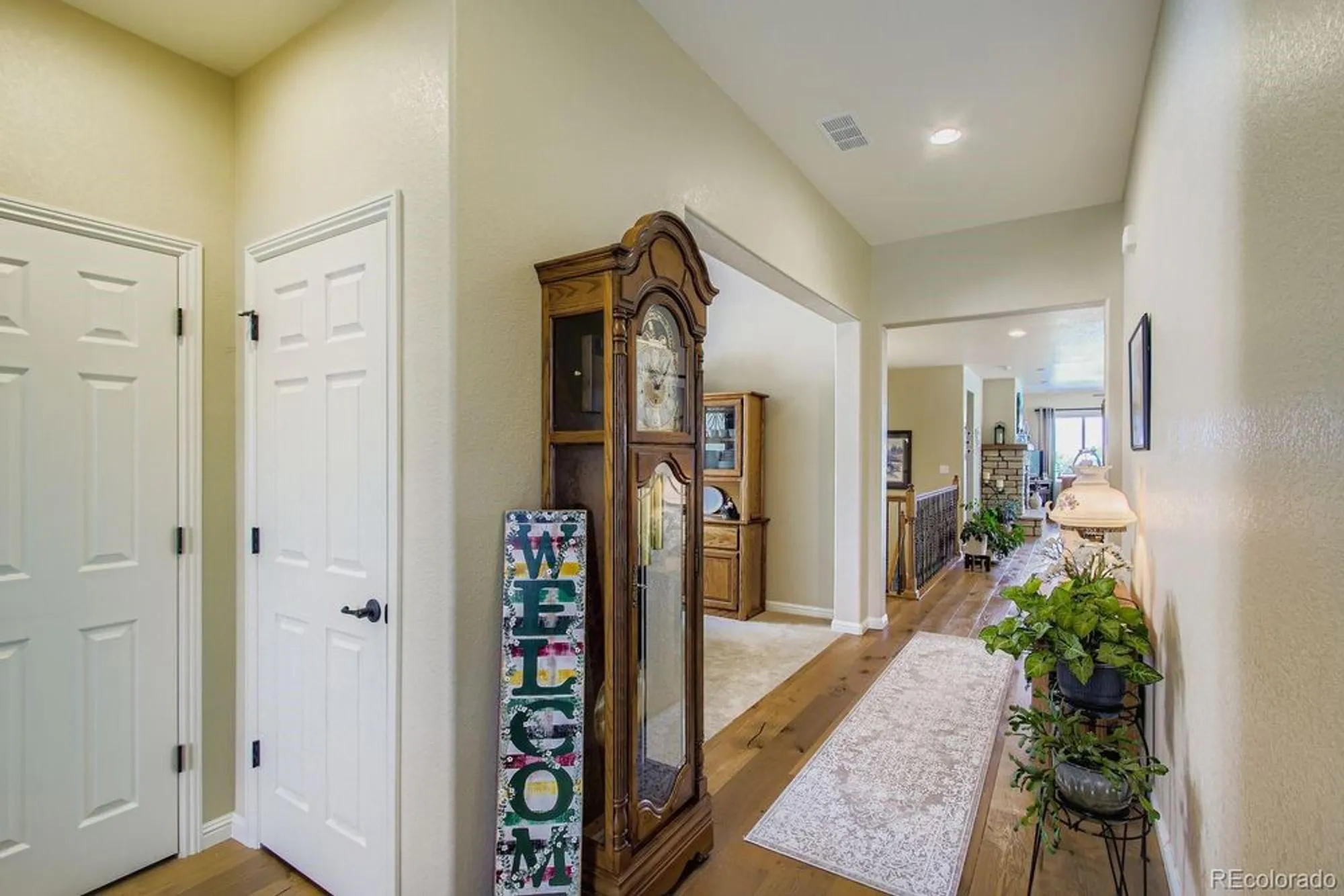 Property Slideshow image 5 of 37 | 10680 w big horn cir, Broomfield, CO, 80021