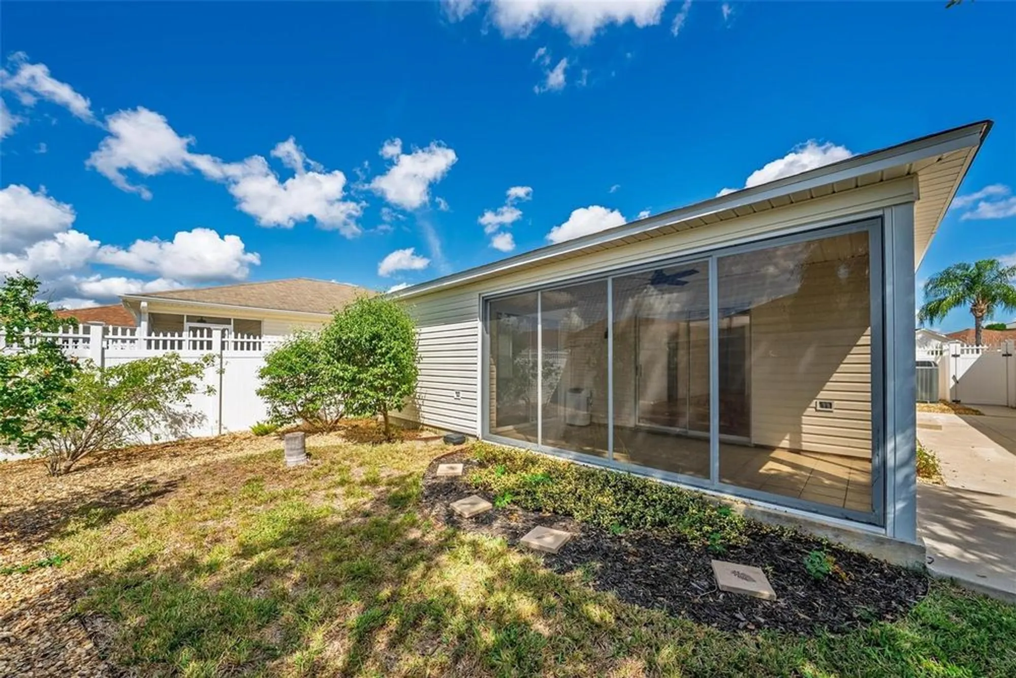 Property Slideshow image 53 of 57 | 2446 kenmore ln, The Villages, FL, 32162