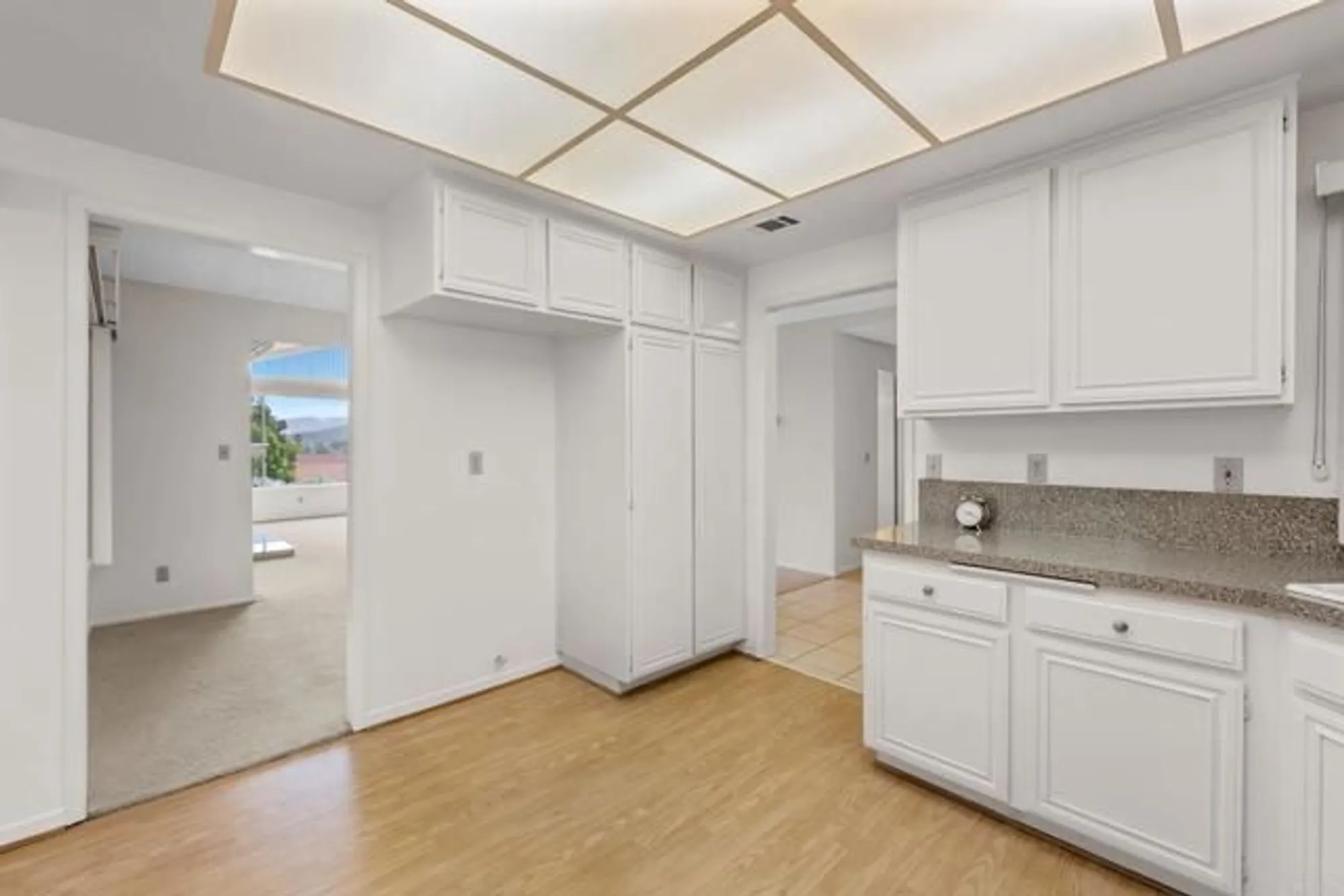 Property Slideshow image 17 of 51 | 1109 calle del baston, San Marcos, CA, 92078