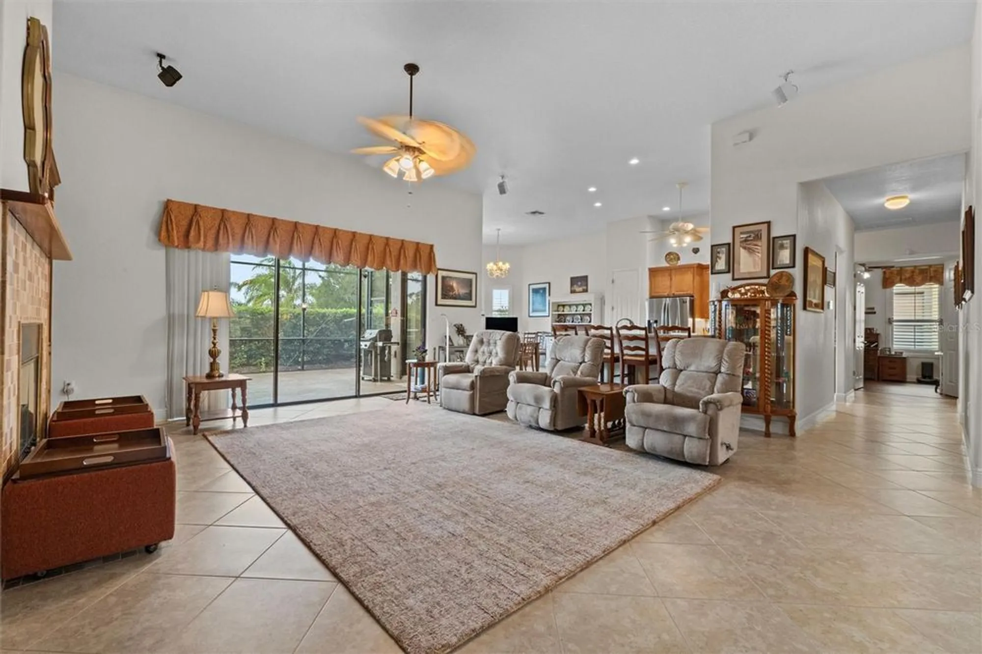 Property Slideshow image 6 of 67 | 469 sorrento rd, Kissimmee, FL, 34759