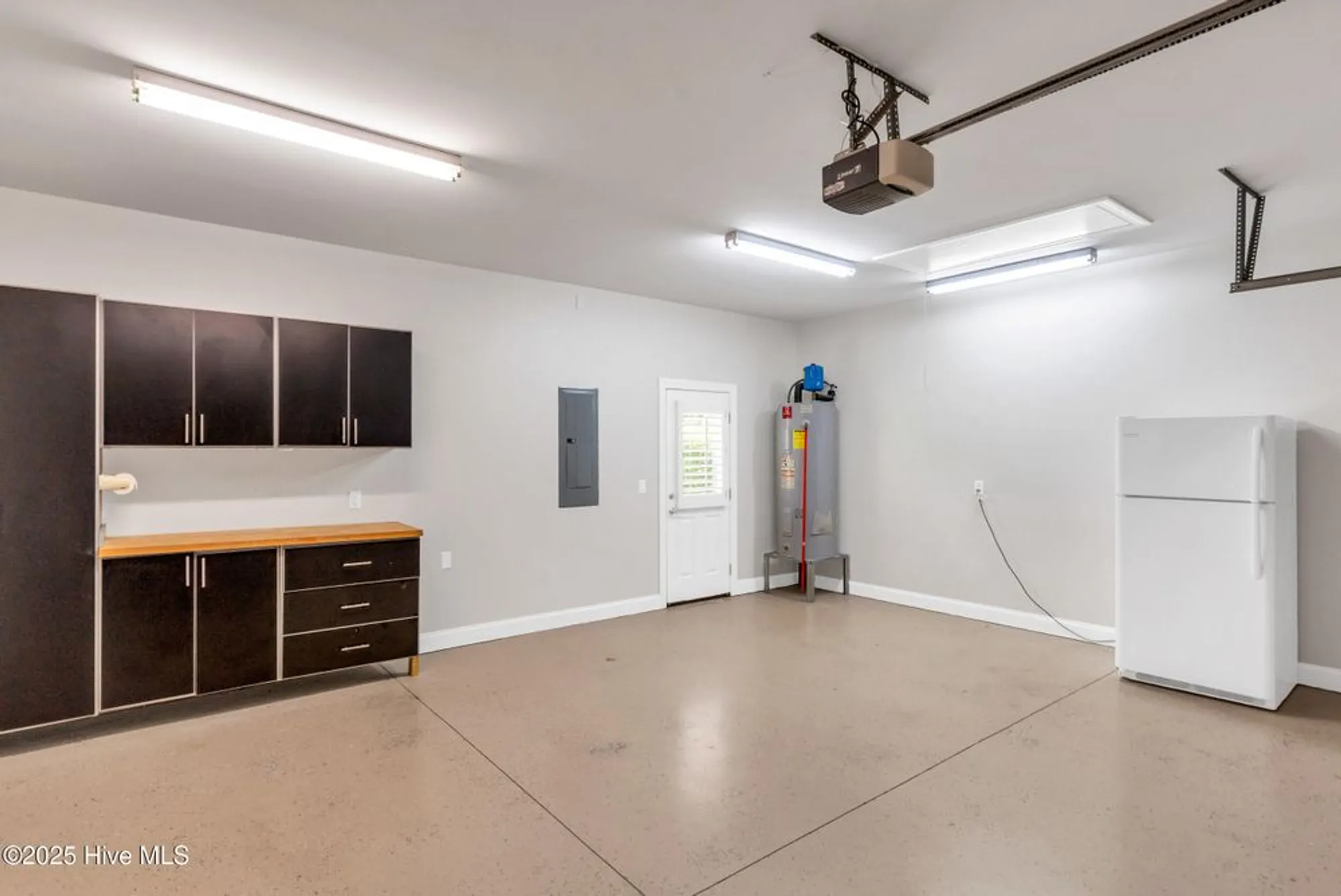 Property Slideshow image 42 of 71 | 2019 annsdale dr, Leland, NC, 28451