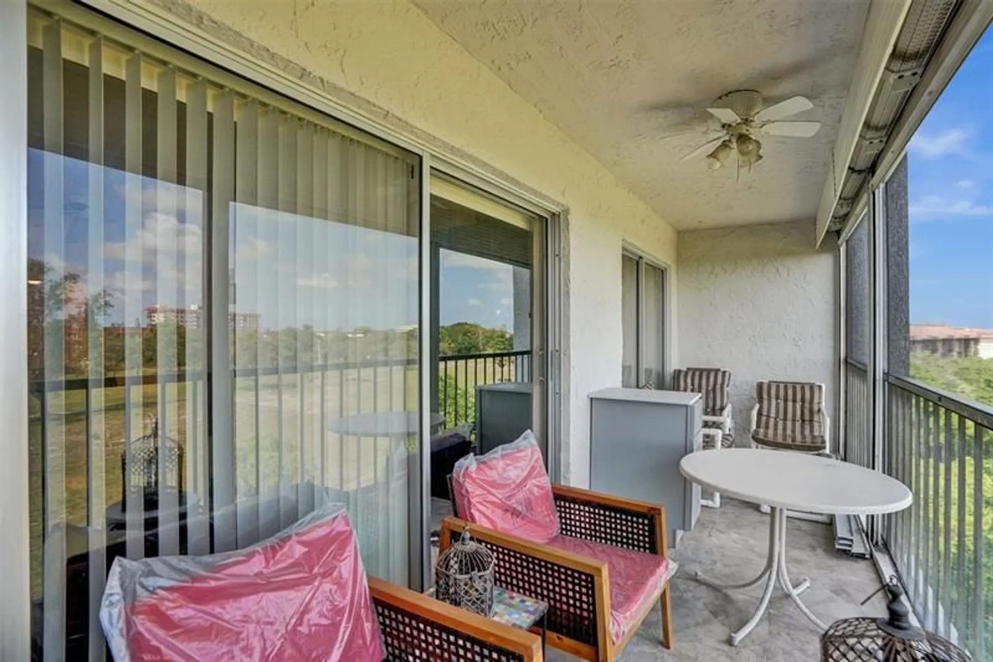 Property Slideshow image 28 of 48 | 5860 nw 44th st 603, Lauderhill, FL, 33319