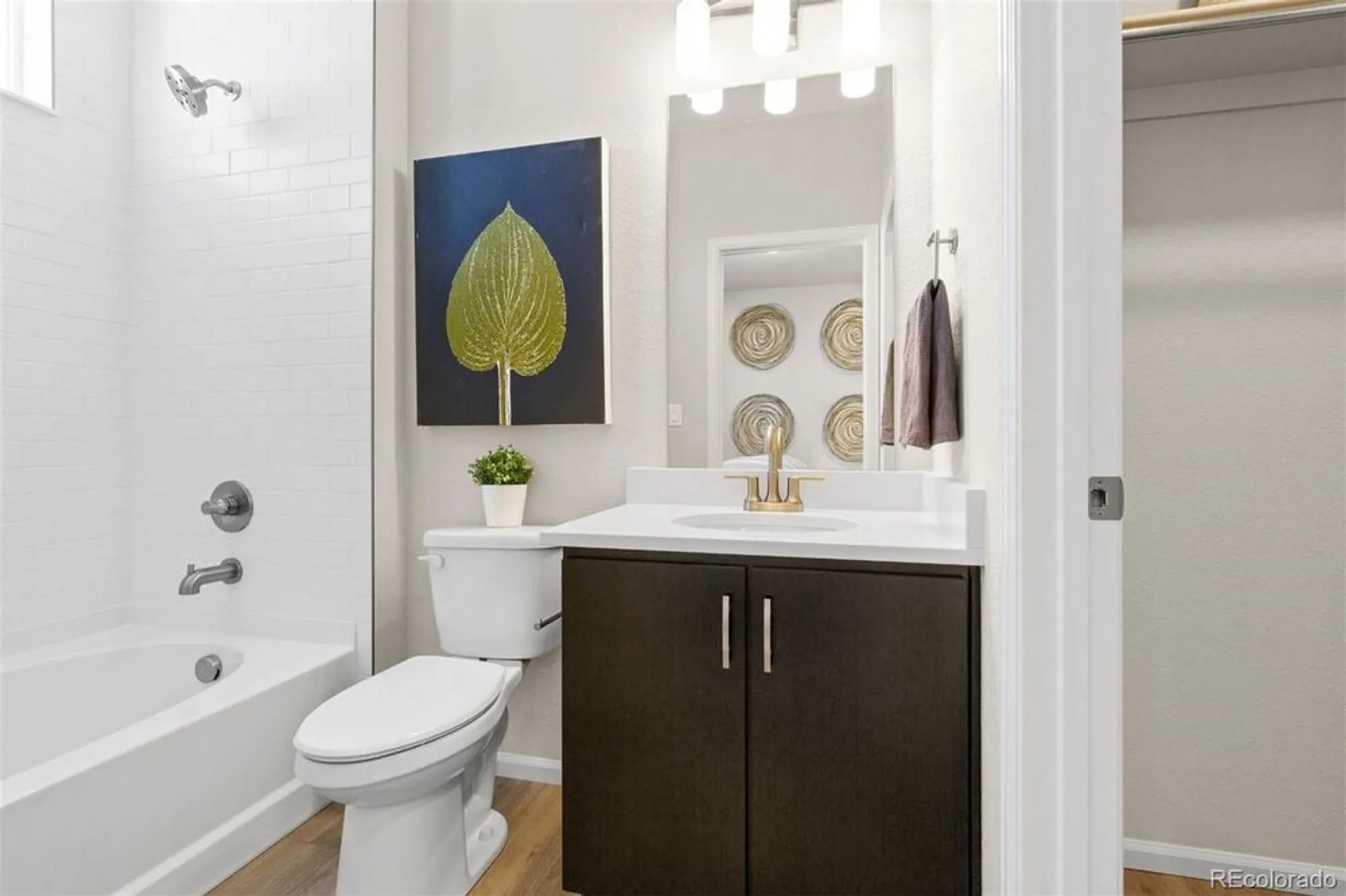 Property Slideshow image 27 of 33 | 22324 e 49th pl, Aurora, CO, 80019