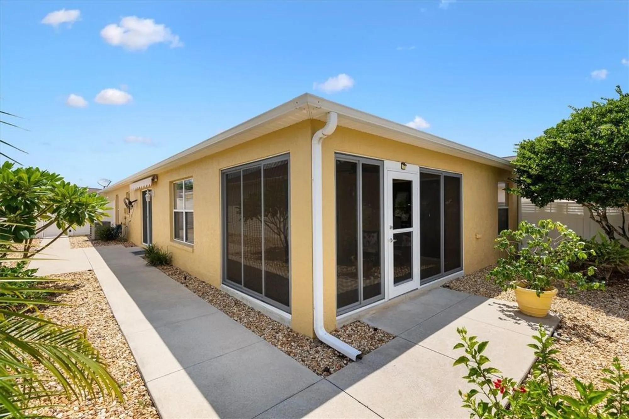 Property Slideshow image 30 of 43 | 610 danbury st, The Villages, FL, 32162