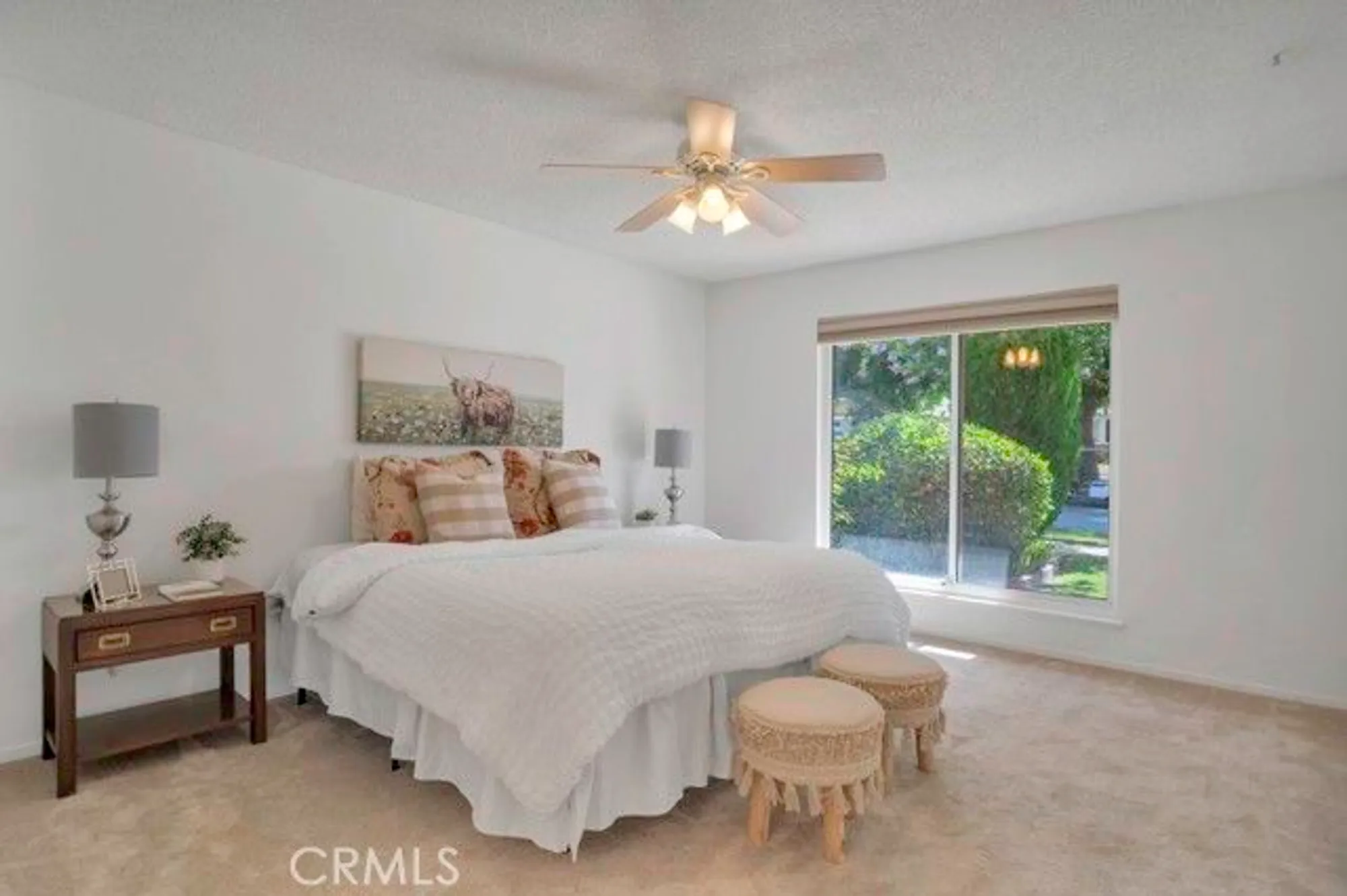 Property Slideshow image 12 of 27 | 26822 avenue of the oaks, Newhall, CA, 91321