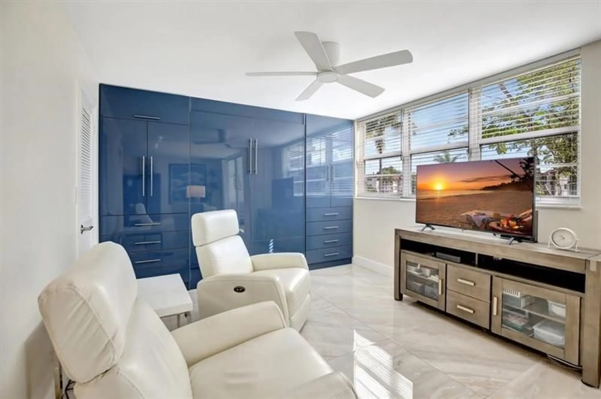 Property Slideshow image 8 of 34 | 9720 s hollybrook lake dr 204, Pembroke Pines, FL, 33025