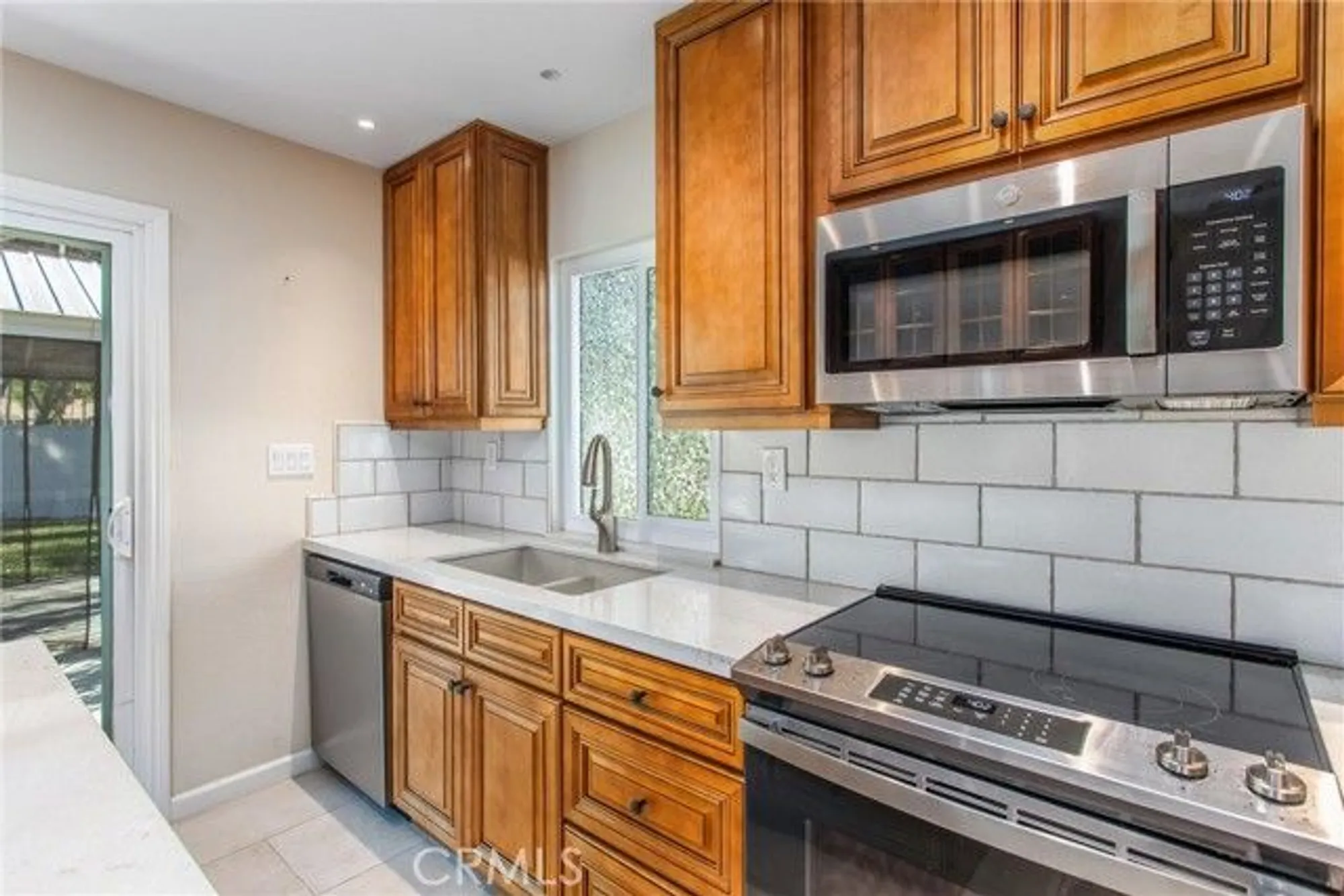 Property Slideshow image 14 of 31 | 905 laguna seca ct, Banning, CA, 92220