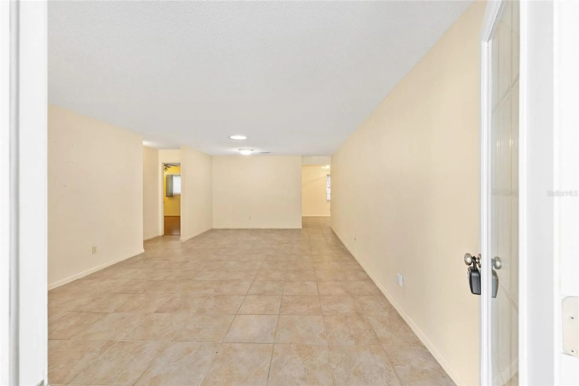 Property Slideshow image 8 of 40 | 9121 sw 83rd ct c, Ocala, FL, 34481