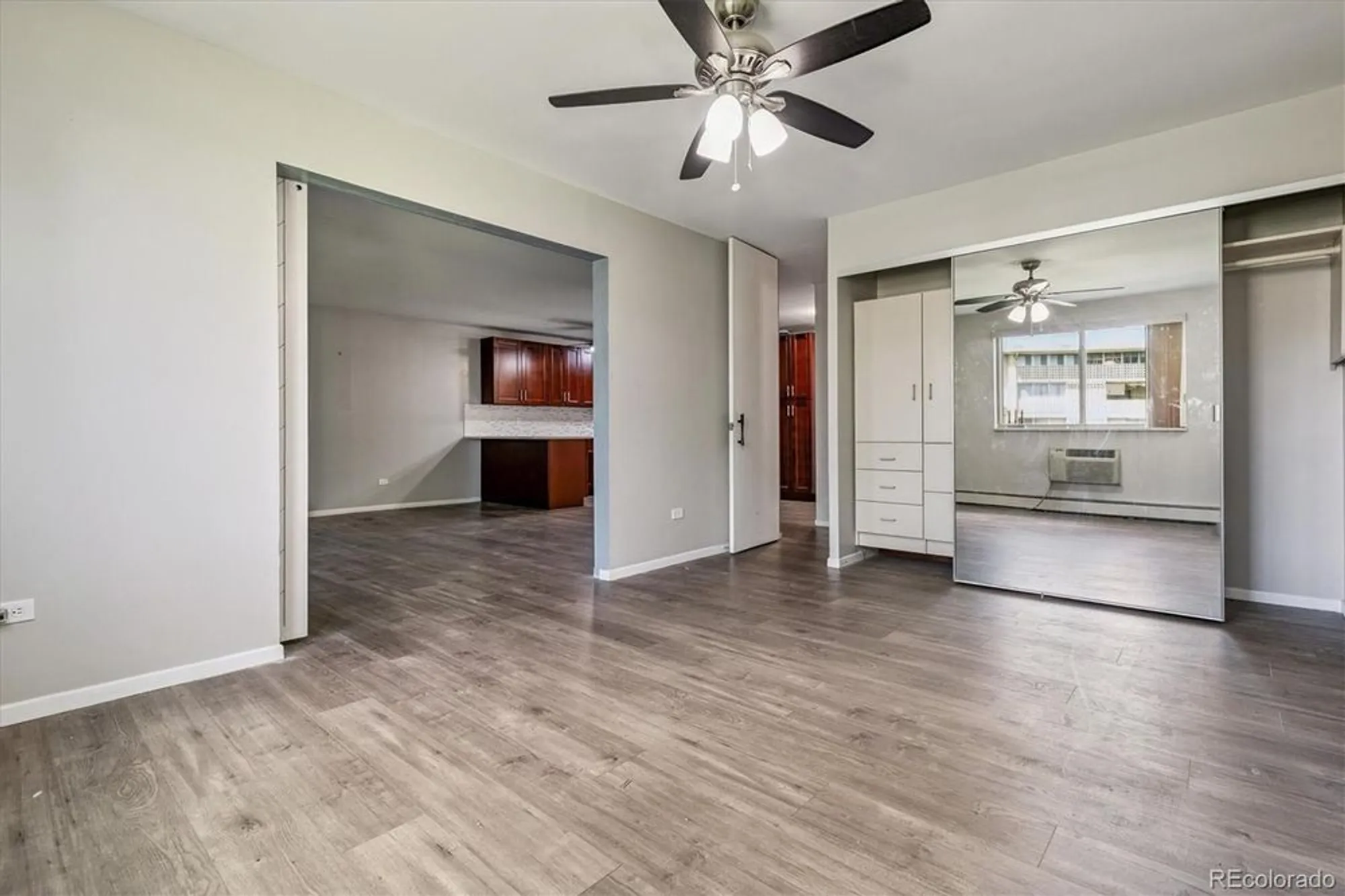 Property Slideshow image 9 of 34 | 595 s alton way apt 7b, Denver, CO, 80247