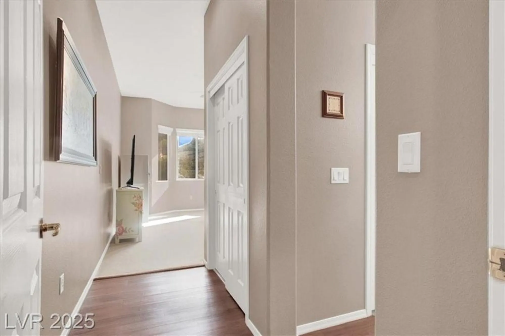 Property Slideshow image 13 of 33 | 9525 salem hills ct, Las Vegas, NV, 89134