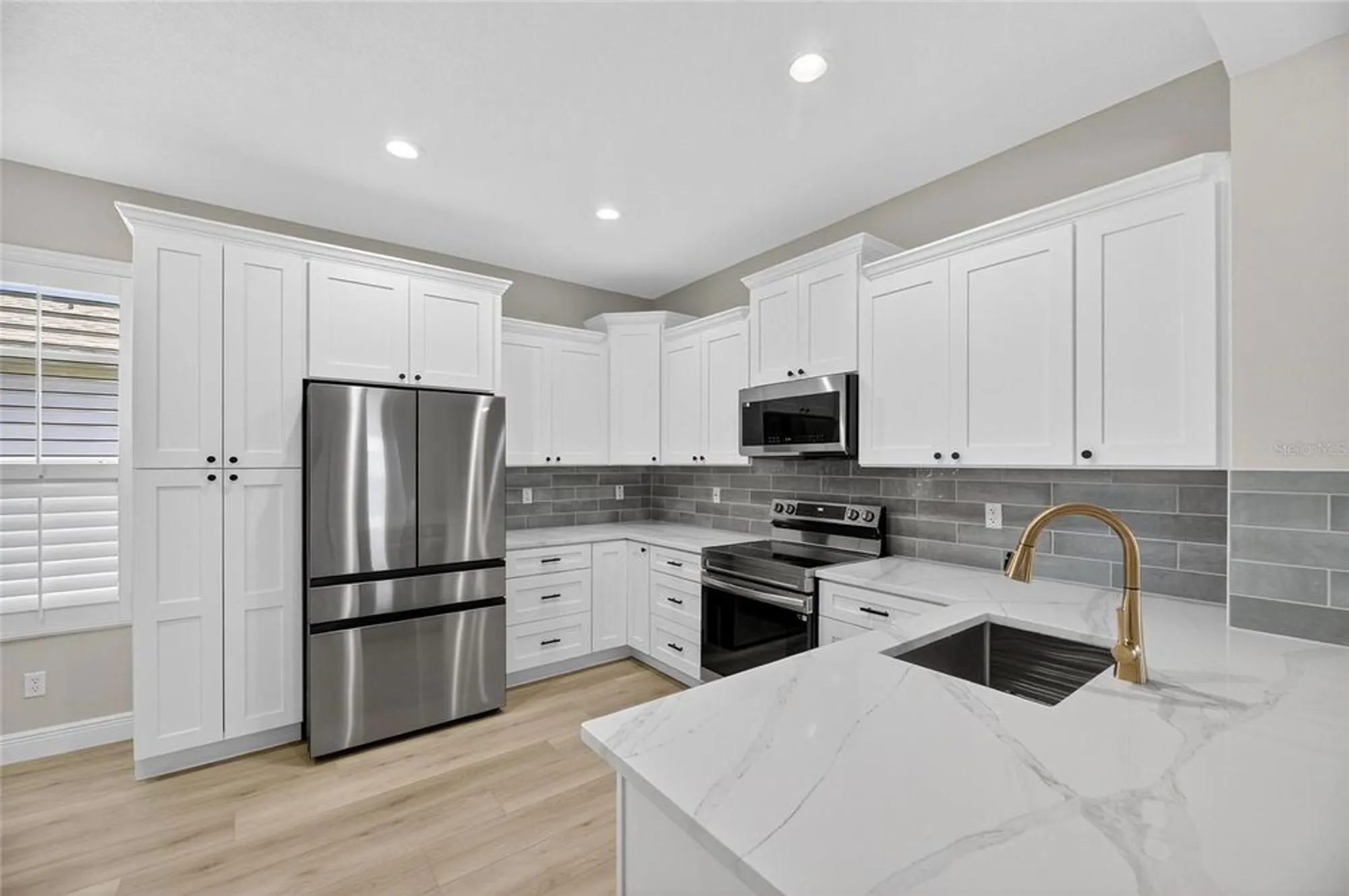 Property Slideshow image 10 of 49 | 1103 villeroy dr, Sun City Center, FL, 33573