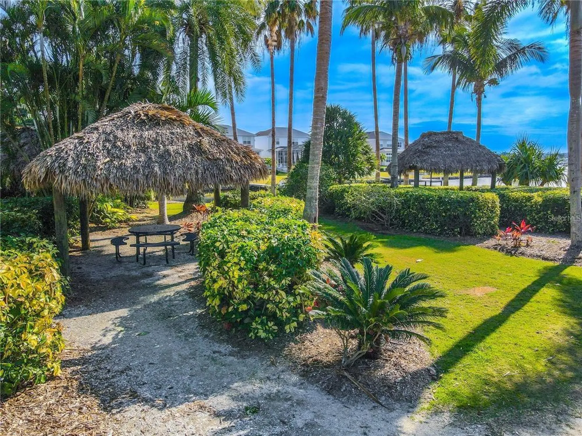 Property Slideshow image 73 of 91 | 411 sandsend ct, Apollo Beach, FL, 33572