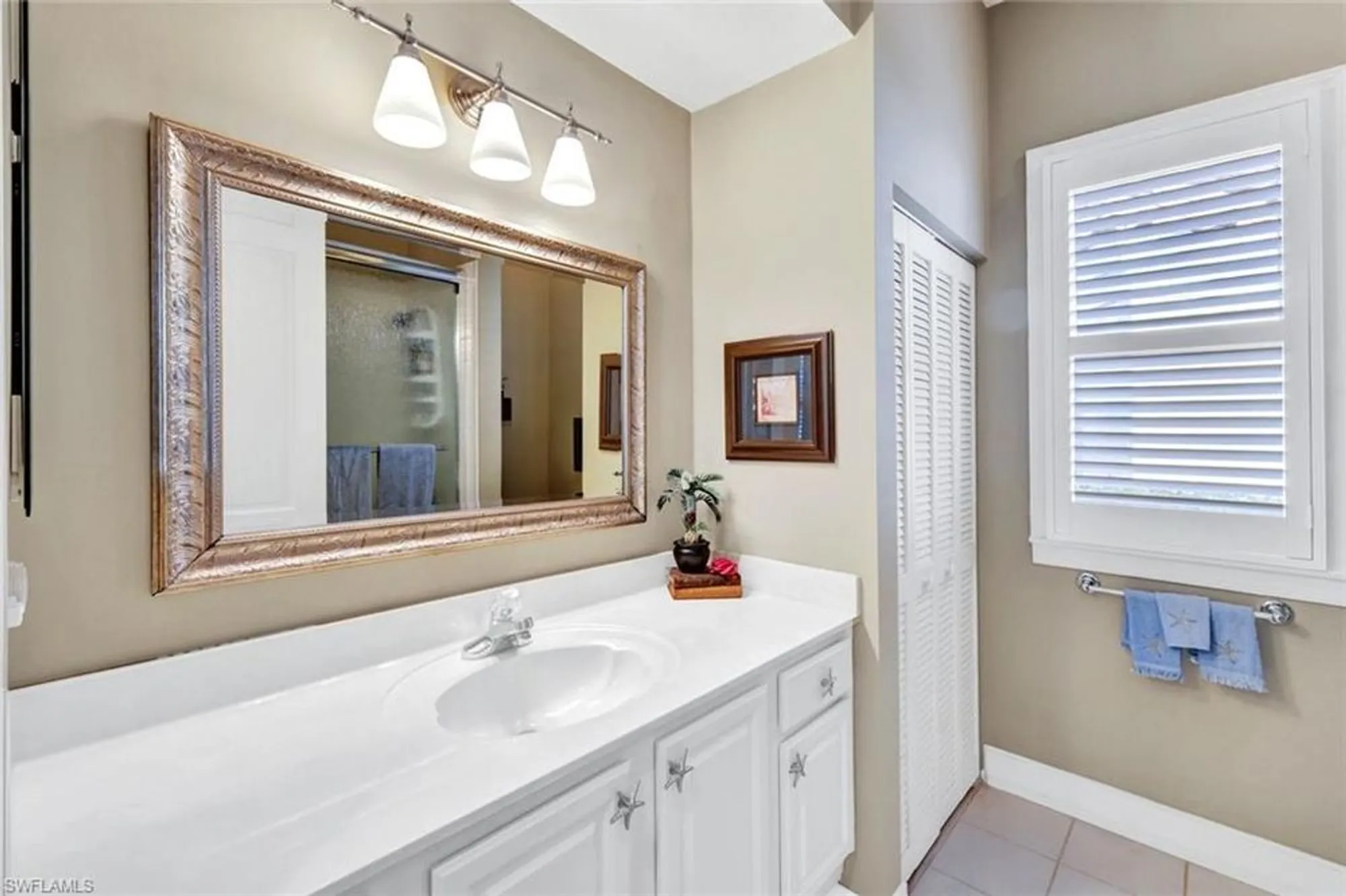 Property Slideshow image 23 of 41 | 26211 siena dr, Bonita Springs, FL, 34134