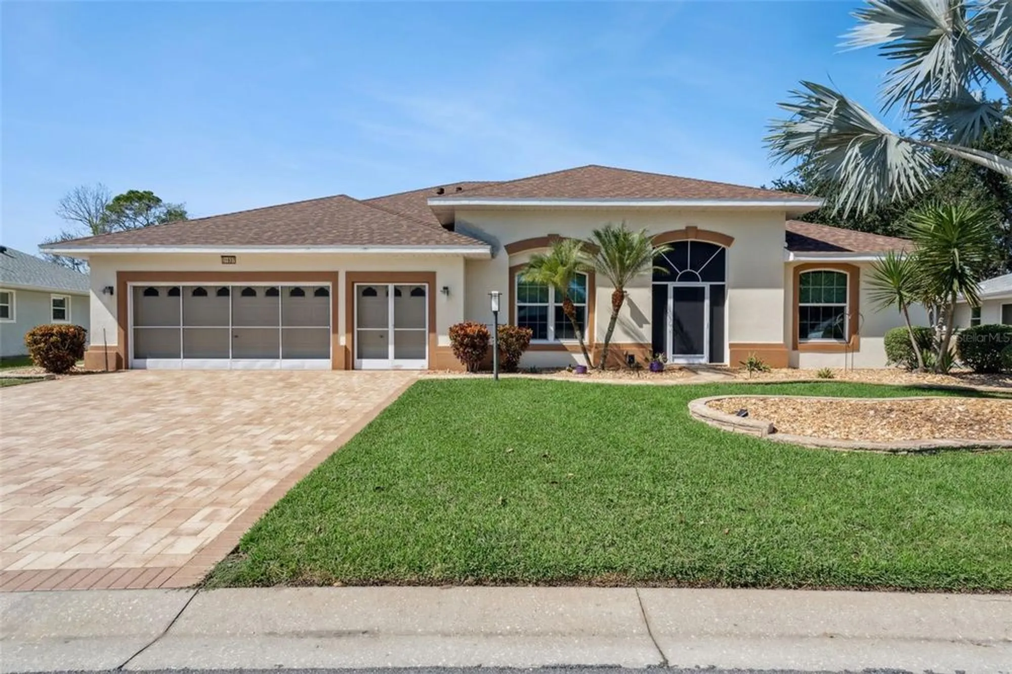 Property Slideshow image 2 of 51 | 21937 king alfred st, Leesburg, FL, 34748