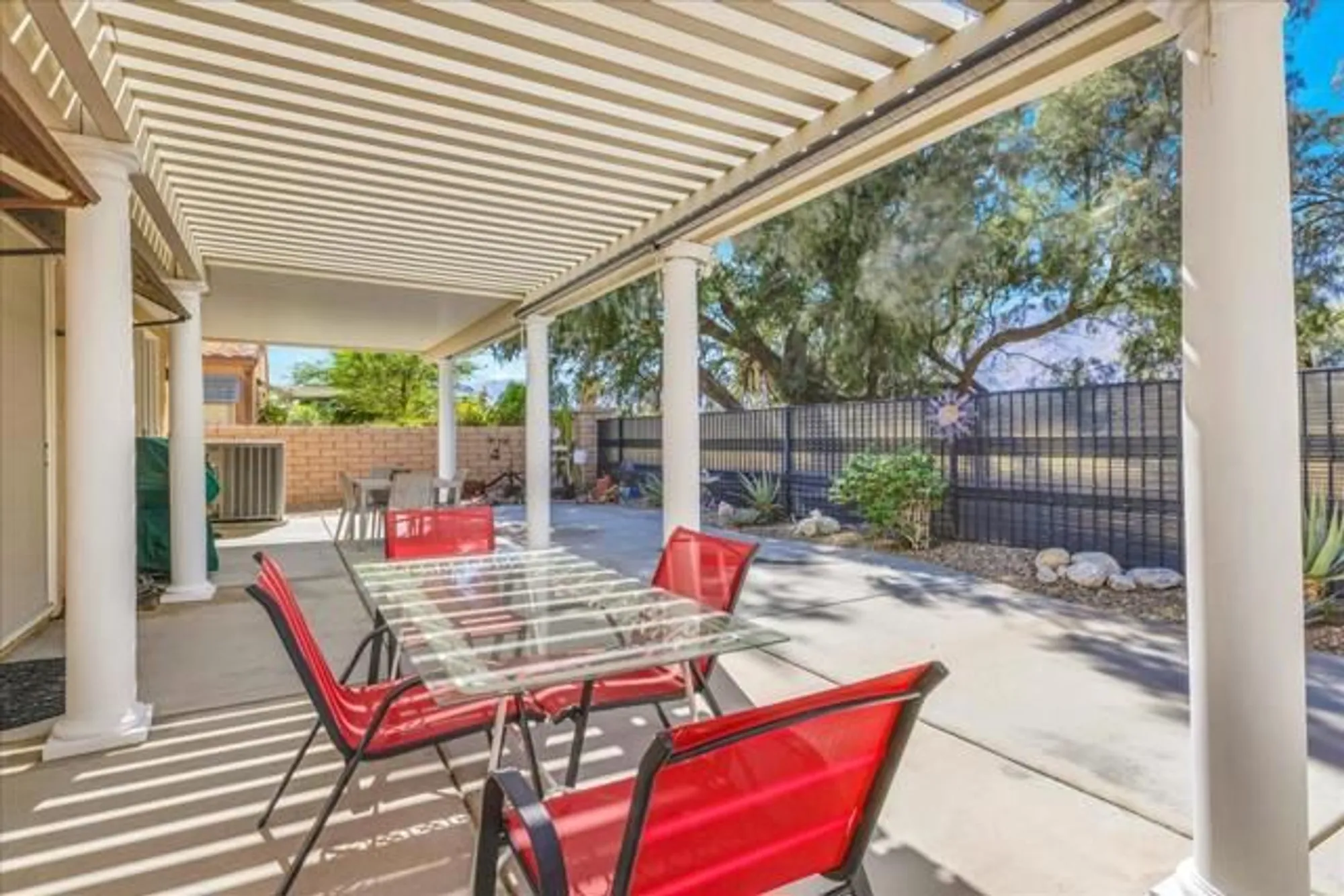 Property Slideshow image 29 of 56 | 2579 savanna way, Palm Springs, CA, 92262