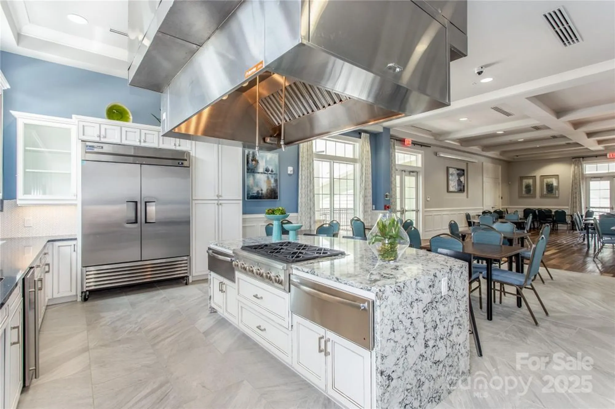 Property Slideshow image 12 of 18 | 8925 silver springs ct, Charlotte, NC, 28215