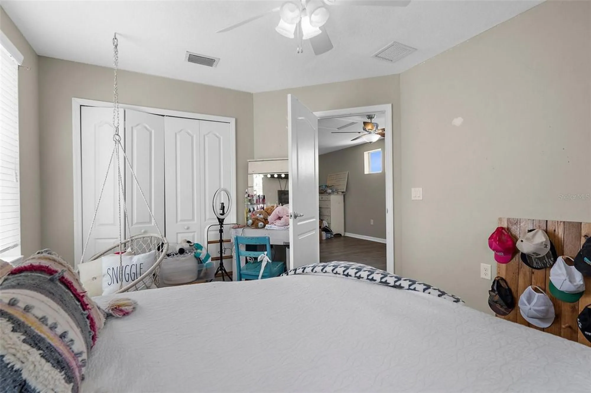 Property Slideshow image 30 of 50 | 12520 shimmering oak cir, Venice, FL, 34293