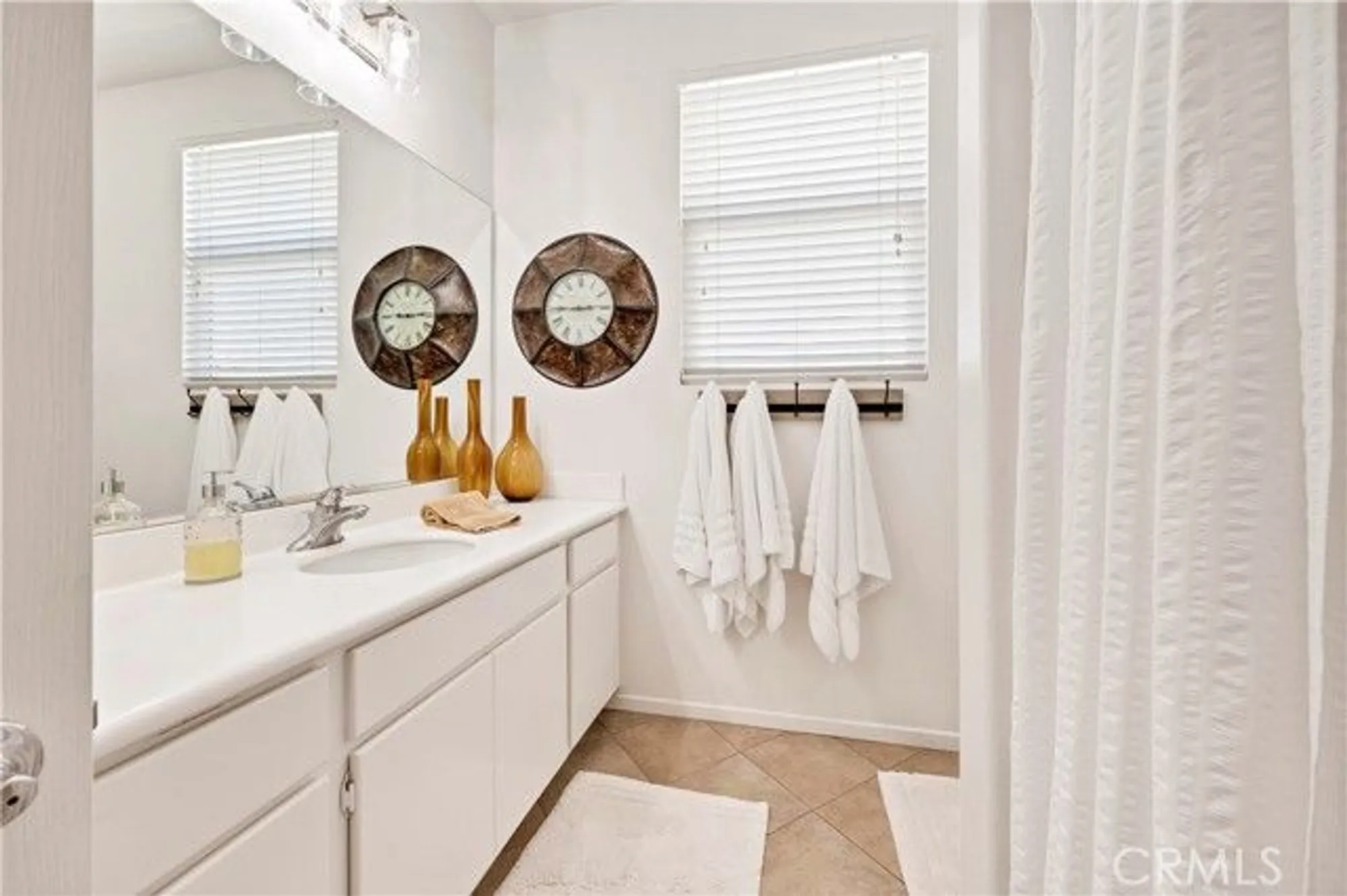 Property Slideshow image 34 of 59 | 126 mayfair ln, Hemet, CA, 92545