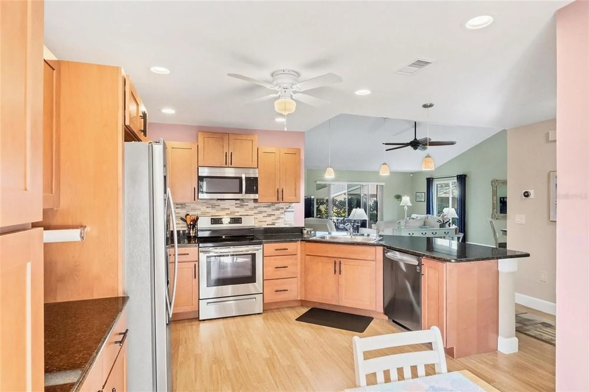 Property Slideshow image 21 of 51 | 3443 tallywood cir 7061, Sarasota, FL, 34237