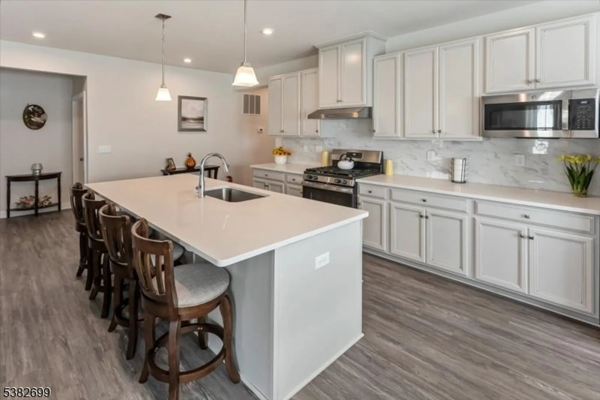 Property Slideshow image 11 of 32 | 51 mountain view ln, Port Murray, NJ, 07865