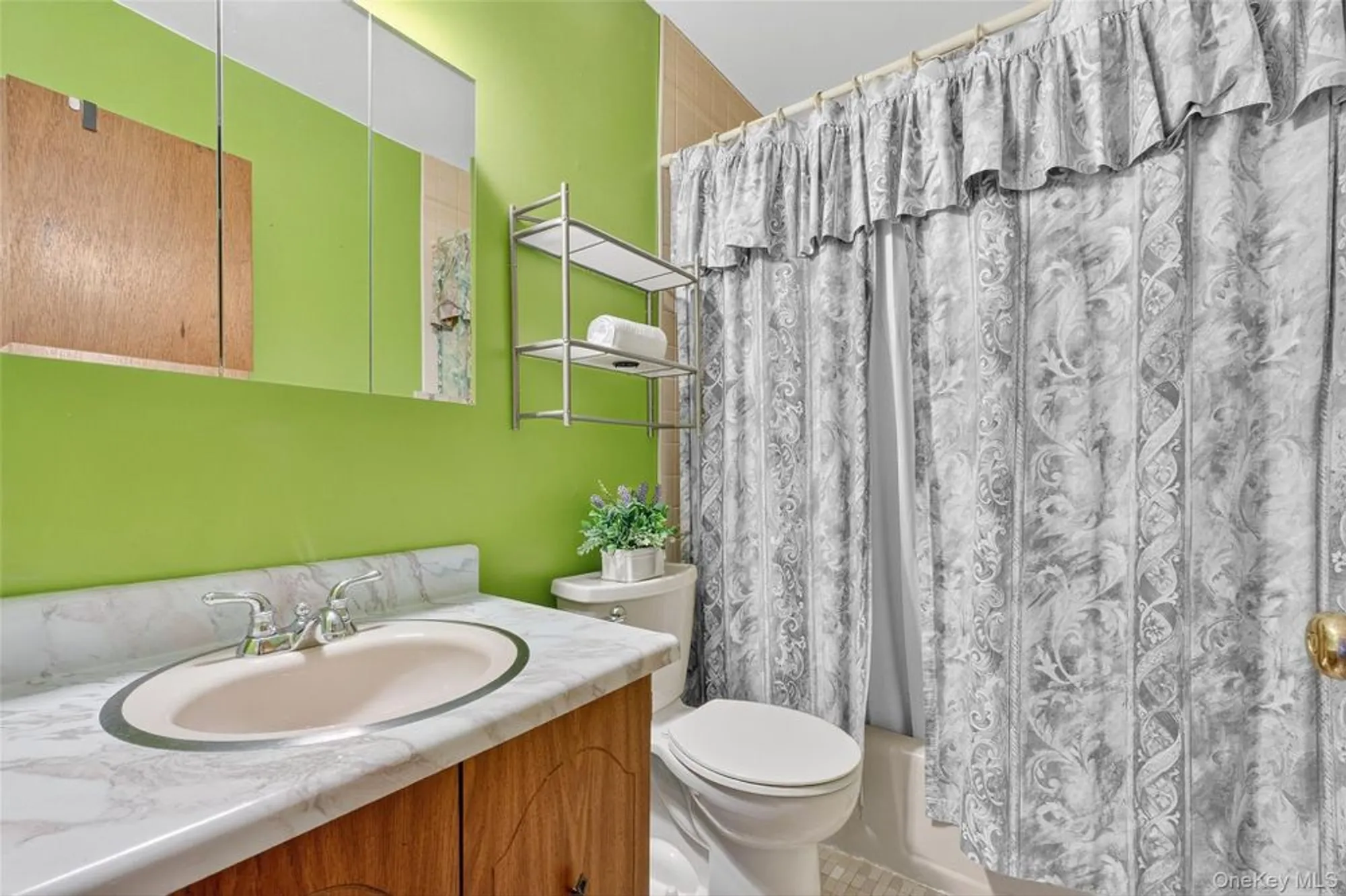 Property Slideshow image 13 of 17 | 45 jefferson oval d, Yorktown Heights, NY, 10598